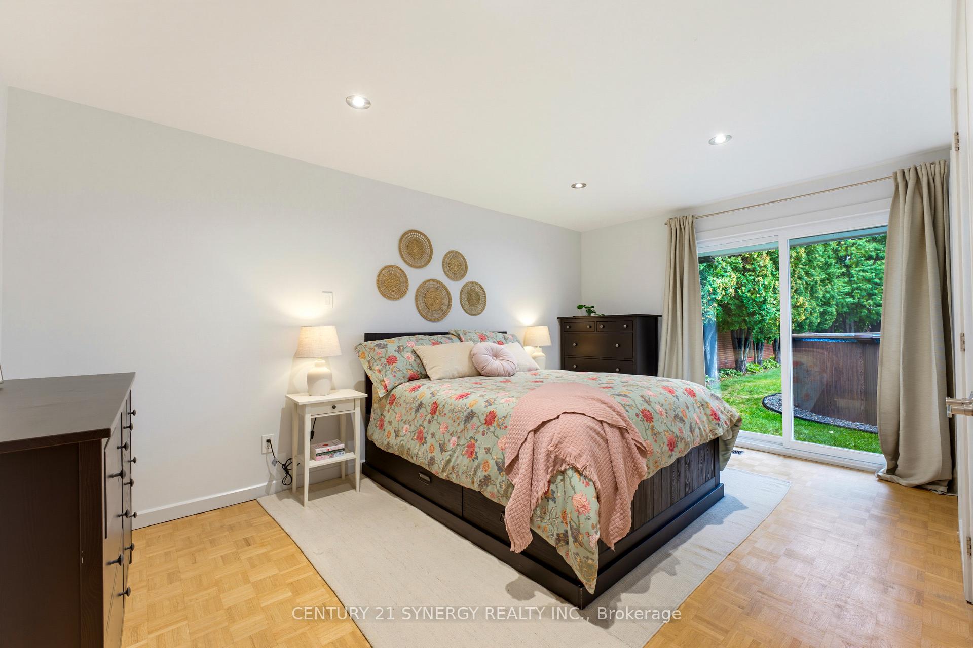Photo 20 of 10 Honey Gables Drive, Ottawa, Riverside South/Gloucester Glen — HOMEH