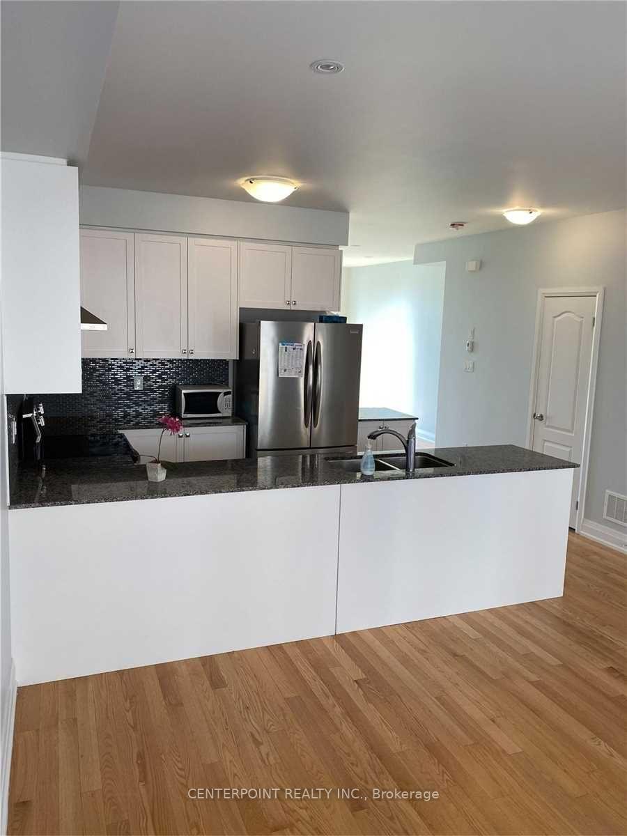 Photo 6 of 8 Mcclarys Way, Markham, Unionville — HOMEH