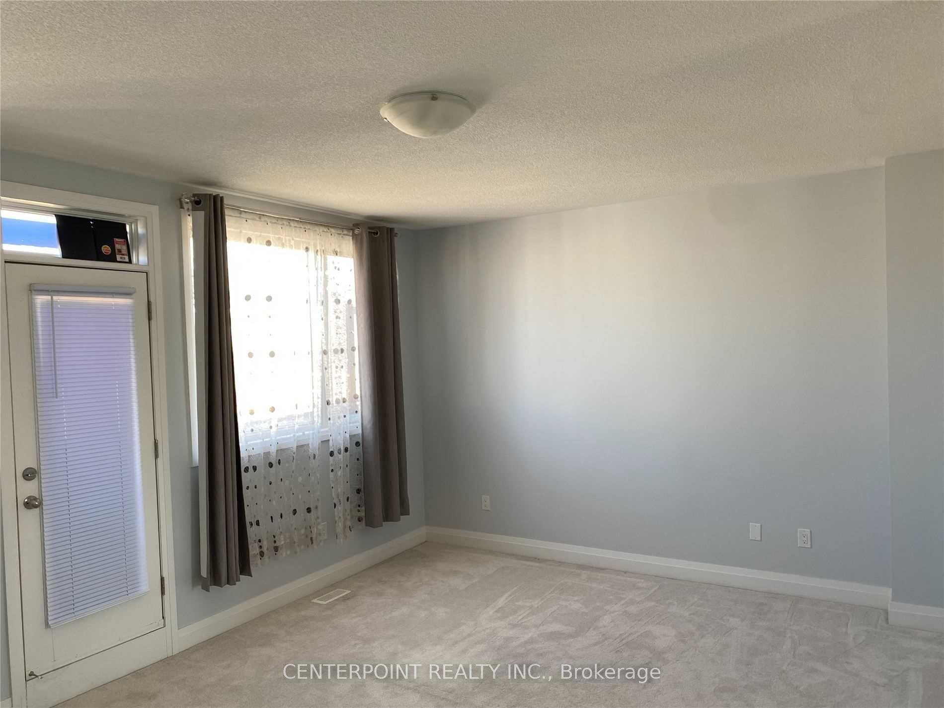 Photo 14 of 8 Mcclarys Way, Markham, Unionville — HOMEH