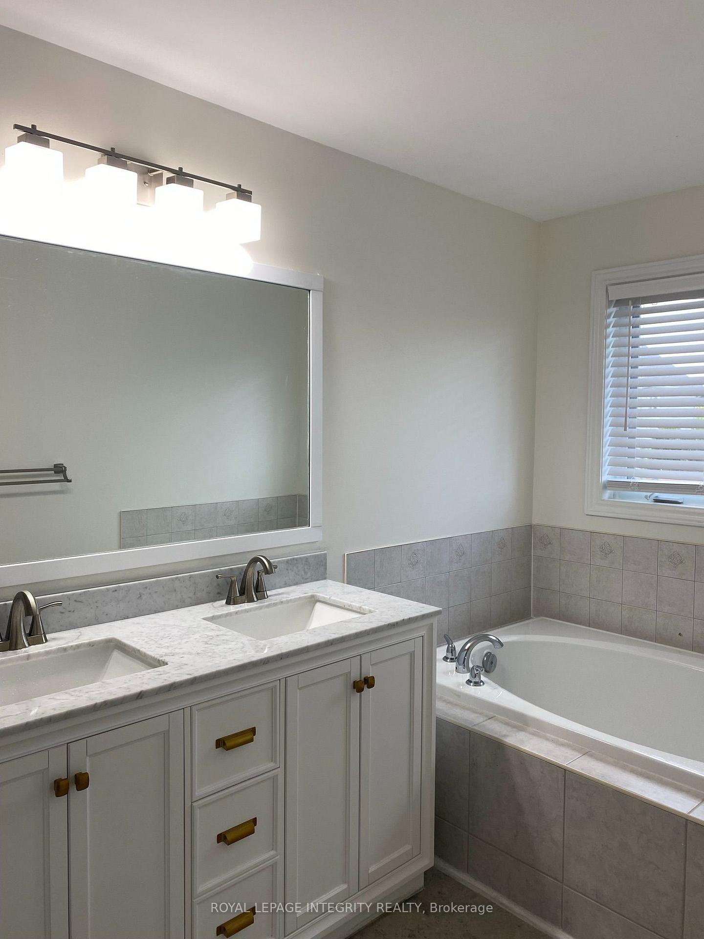Photo 16 of 81 Fratton Way, Ottawa, Barrhaven East — HOMEH