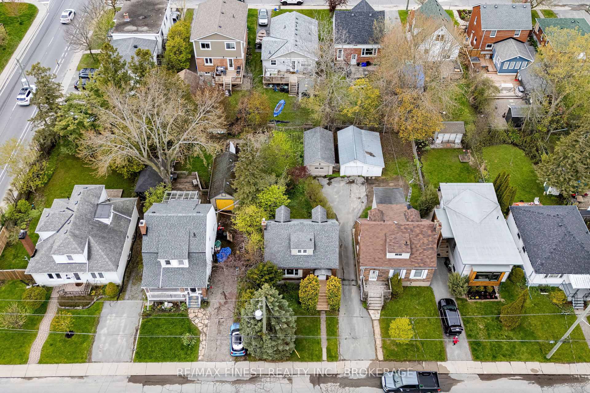 Photo 3 of 298 College Street, Kingston, Central City East — HOMEH