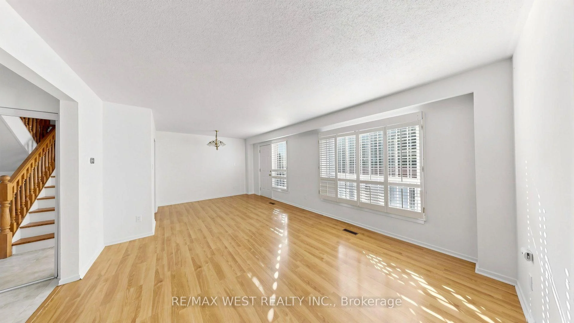 Photo 9 of Unit 24, 25 Gosford Boulevard, North York, Black Creek — HOMEH