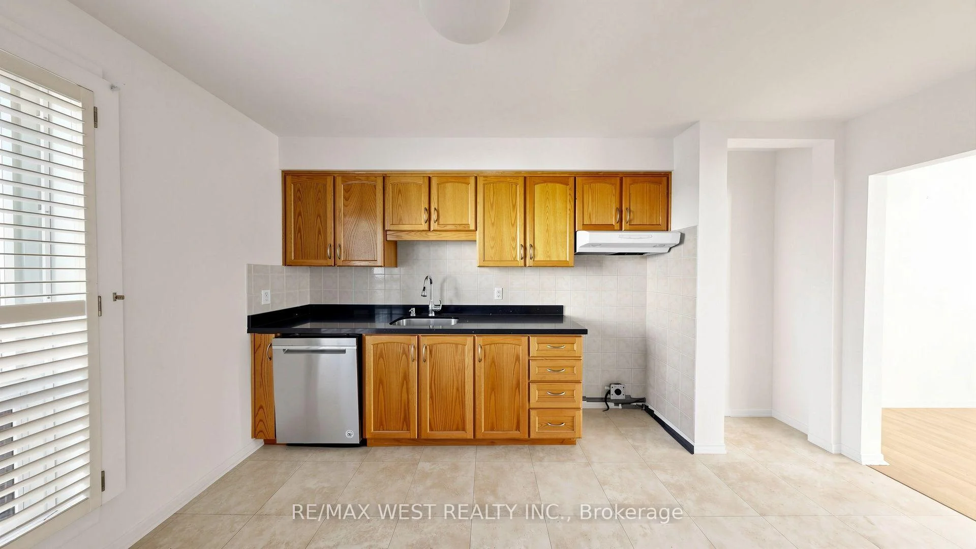 Photo 18 of Unit 24, 25 Gosford Boulevard, North York, Black Creek — HOMEH
