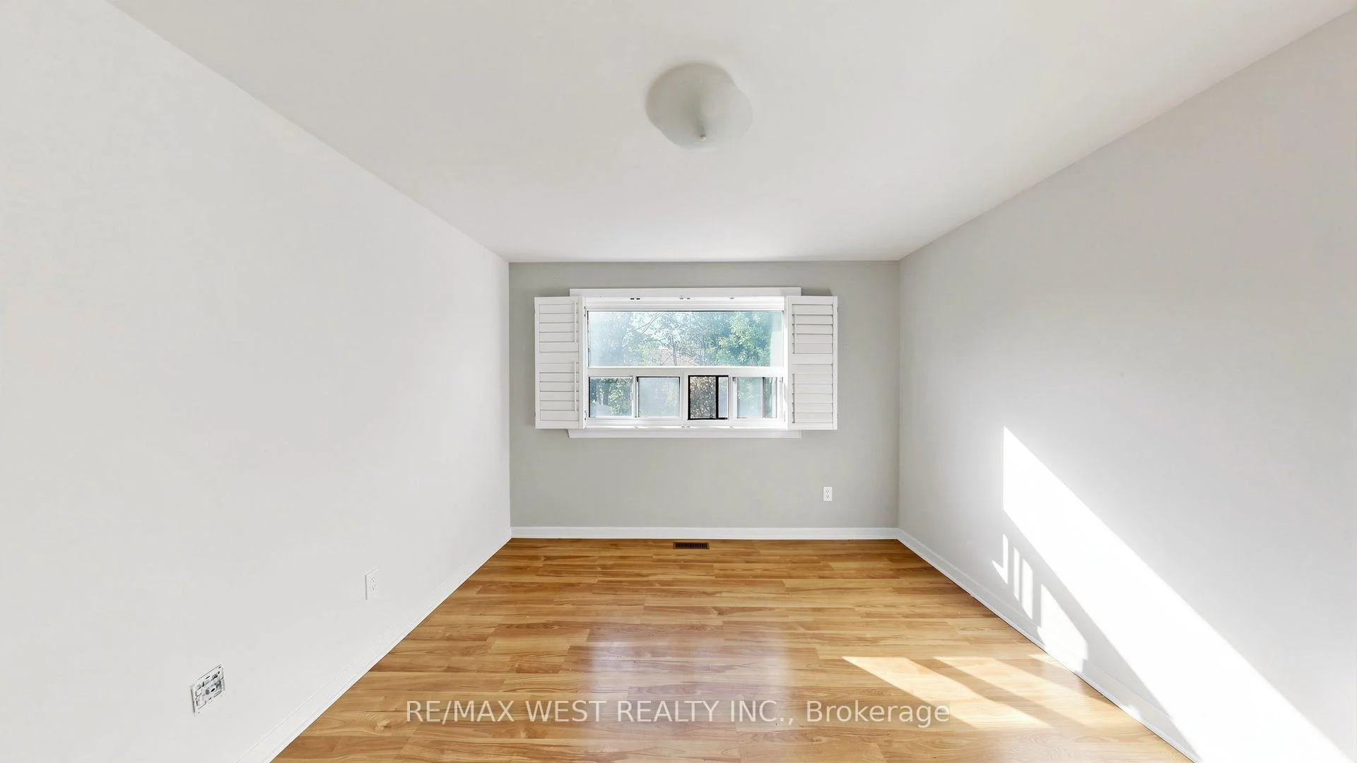 Photo 24 of Unit 24, 25 Gosford Boulevard, North York, Black Creek — HOMEH