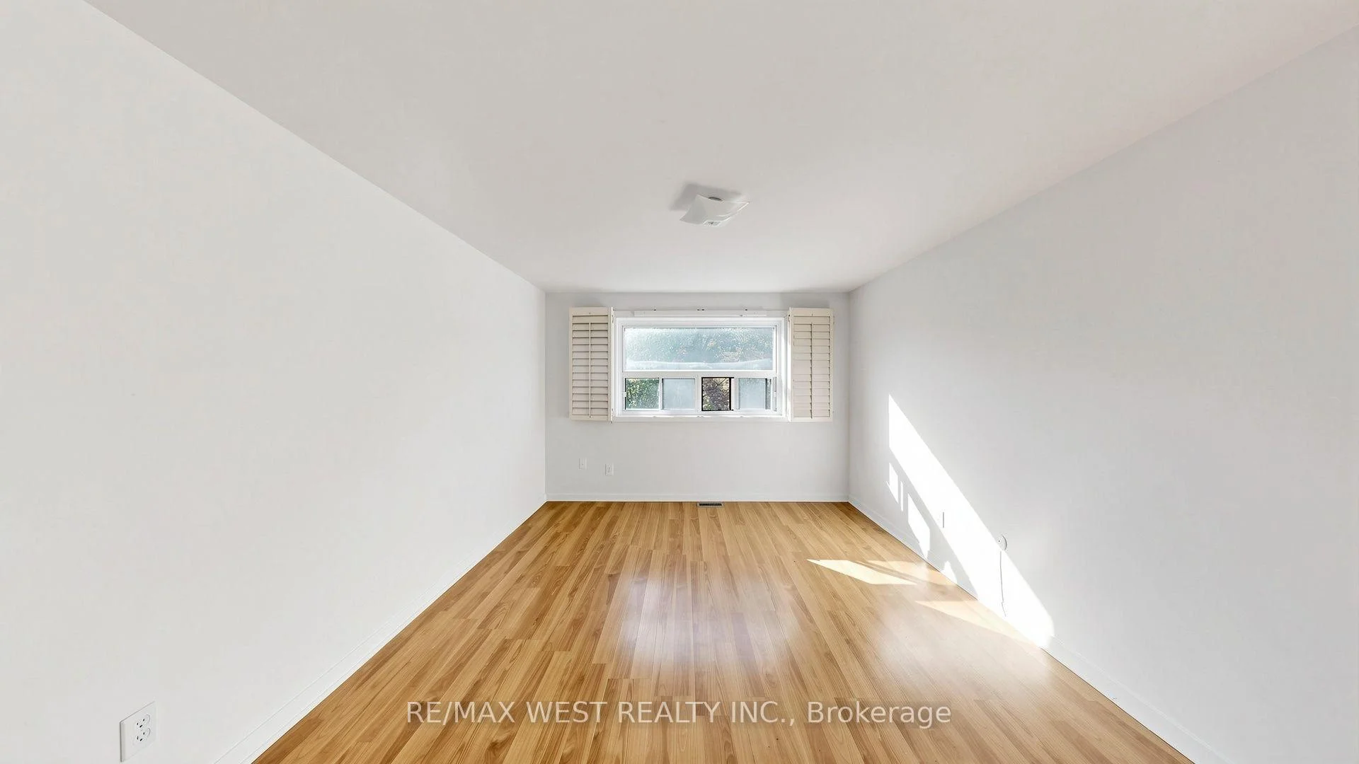 Photo 28 of Unit 24, 25 Gosford Boulevard, North York, Black Creek — HOMEH