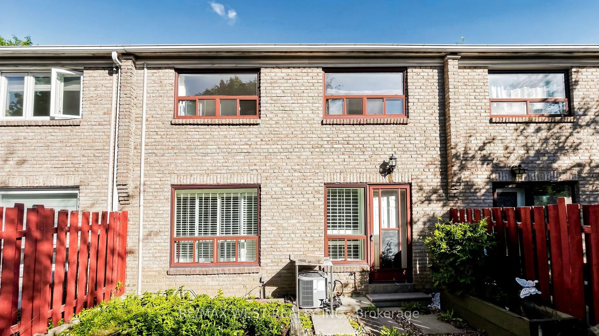 Photo 40 of Unit 24, 25 Gosford Boulevard, North York, Black Creek — HOMEH