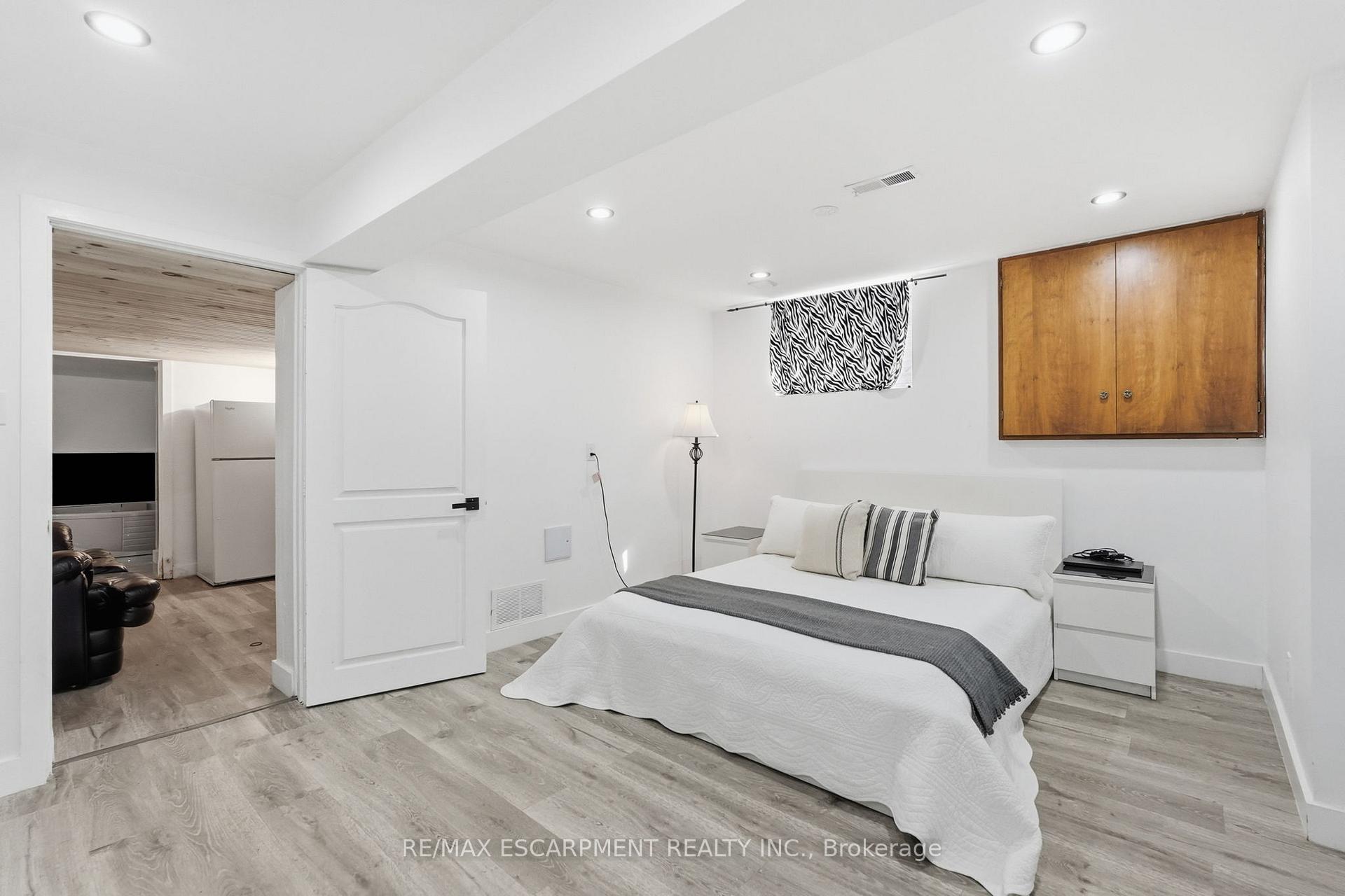 Photo 37 of 2 Currie Drive, Puslinch, Morriston — HOMEH