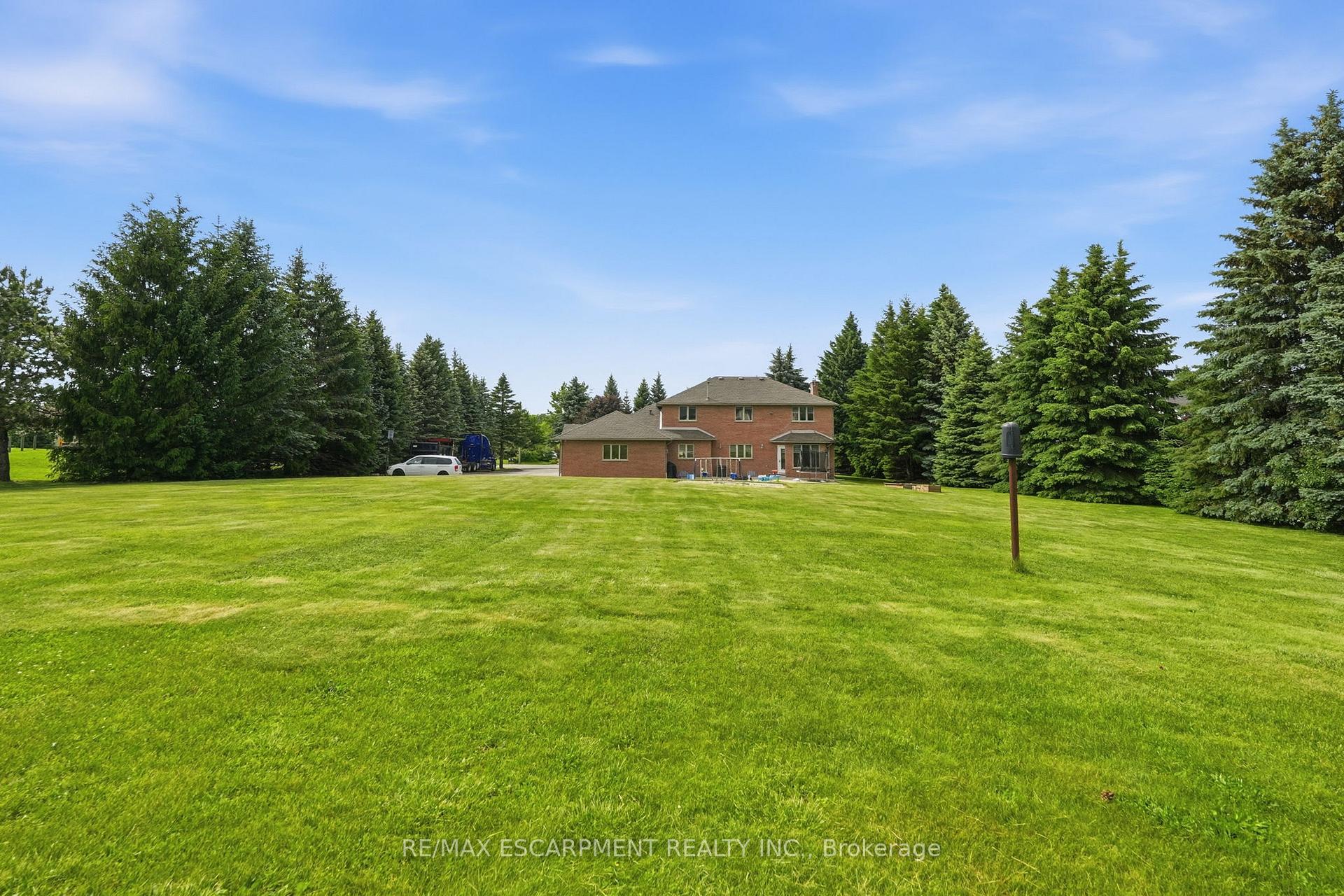 Photo 46 of 2 Currie Drive, Puslinch, Morriston — HOMEH