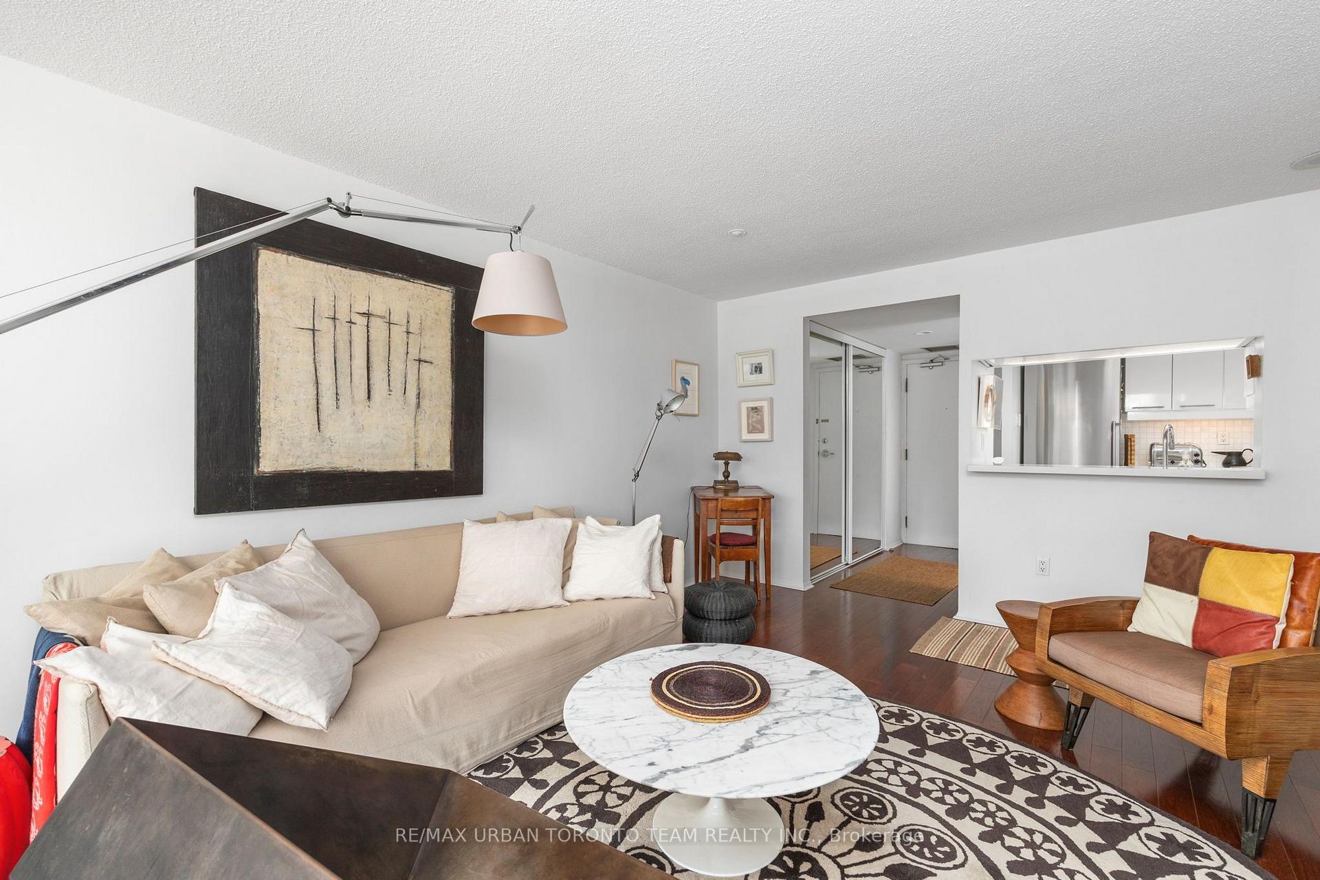 Photo 4 of Unit 1903, 705 King Street W, Toronto, Niagara — HOMEH