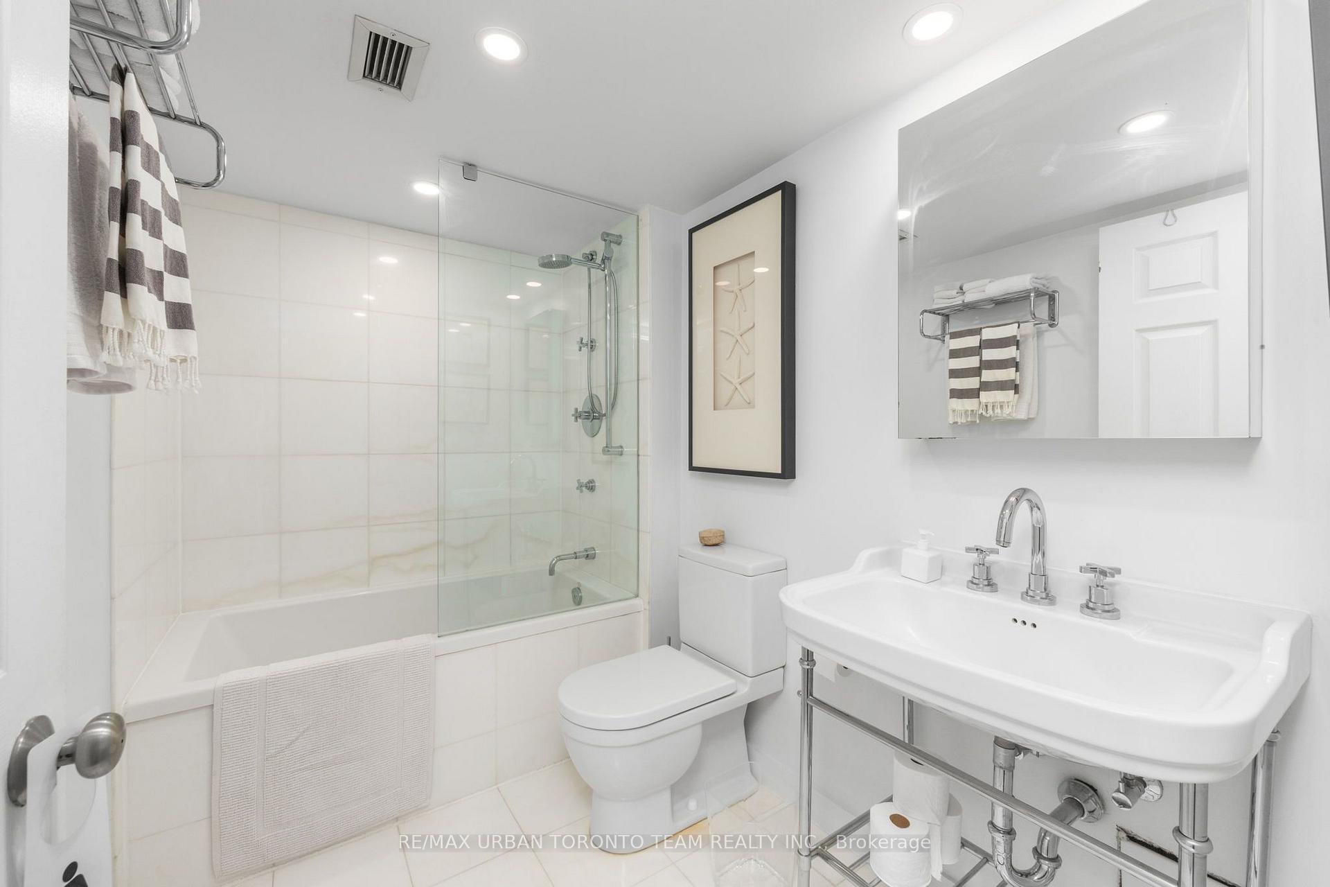 Photo 21 of Unit 1903, 705 King Street W, Toronto, Niagara — HOMEH