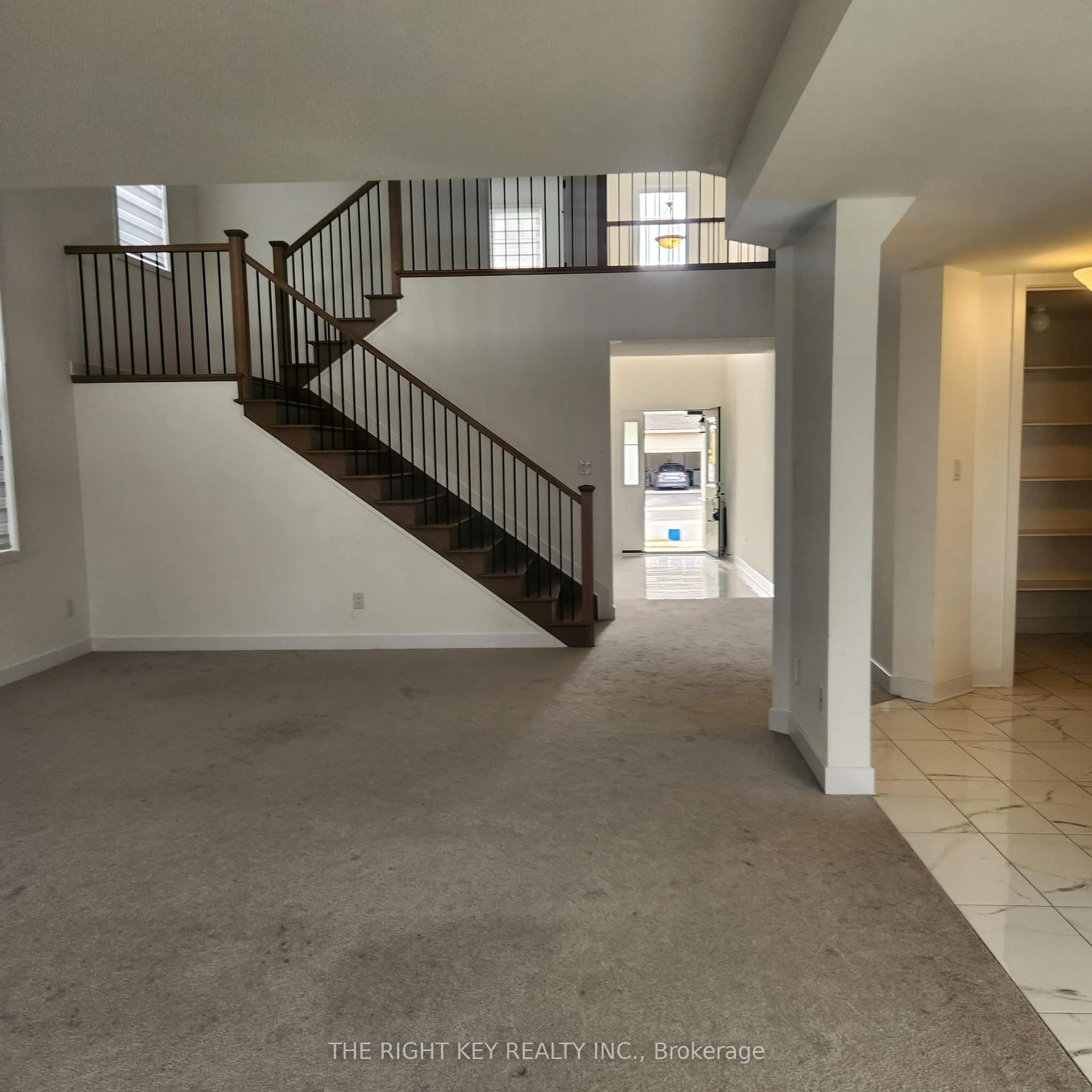 Photo 5 of 32 Dun Skipper Drive, Ottawa, Blossom Park/Kemp Park/Findlay Creek — HOMEH