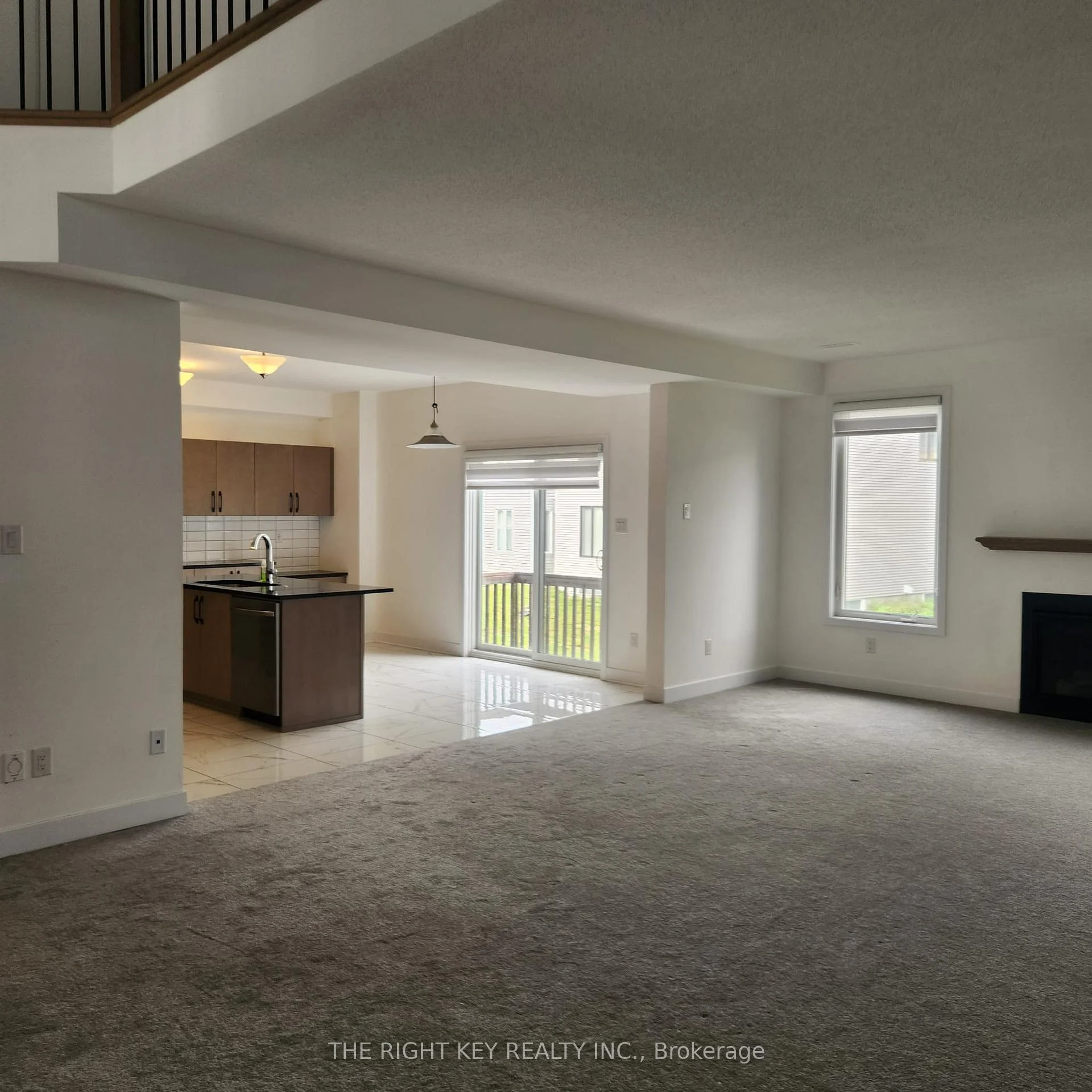 Photo 7 of 32 Dun Skipper Drive, Ottawa, Blossom Park/Kemp Park/Findlay Creek — HOMEH