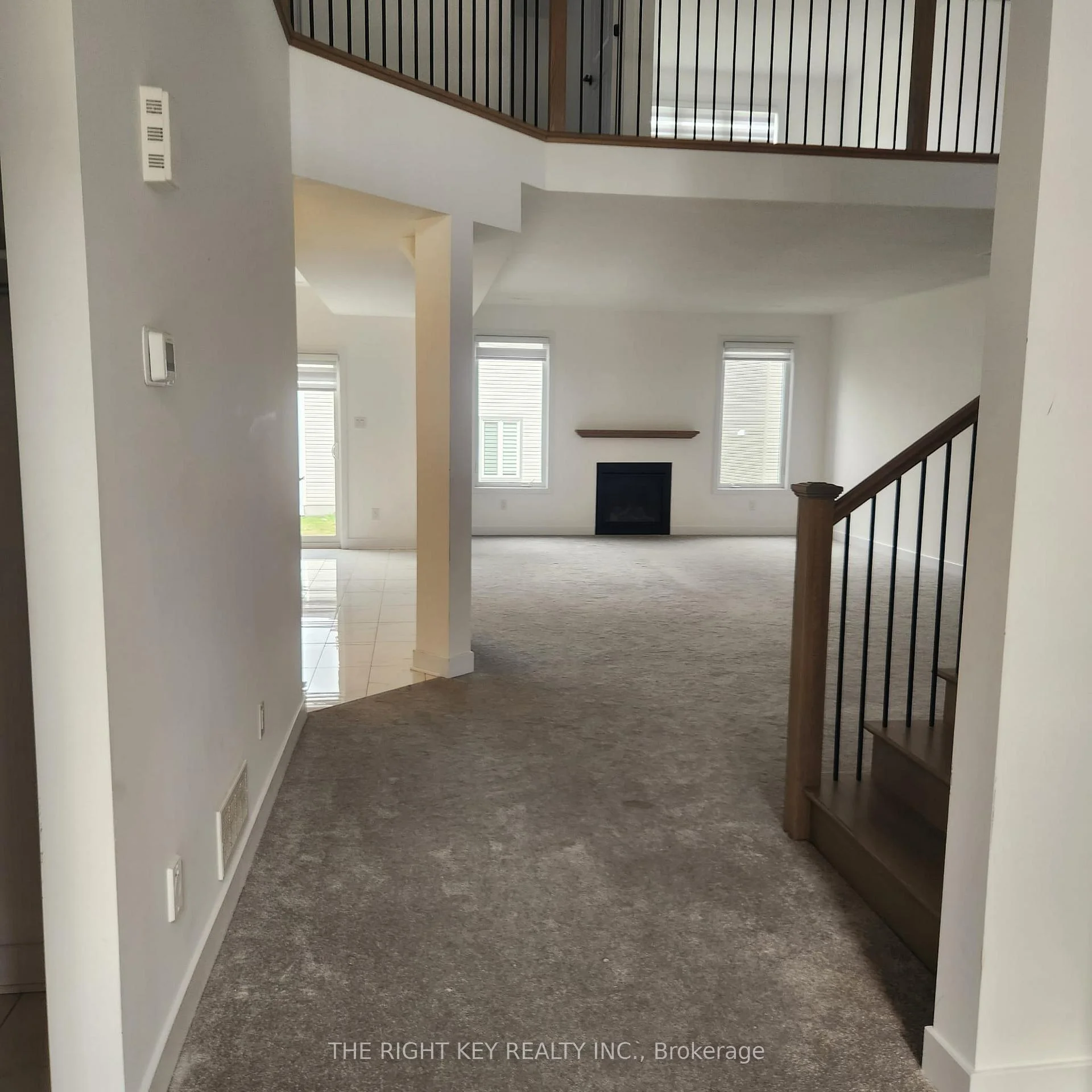 Photo 9 of 32 Dun Skipper Drive, Ottawa, Blossom Park/Kemp Park/Findlay Creek — HOMEH