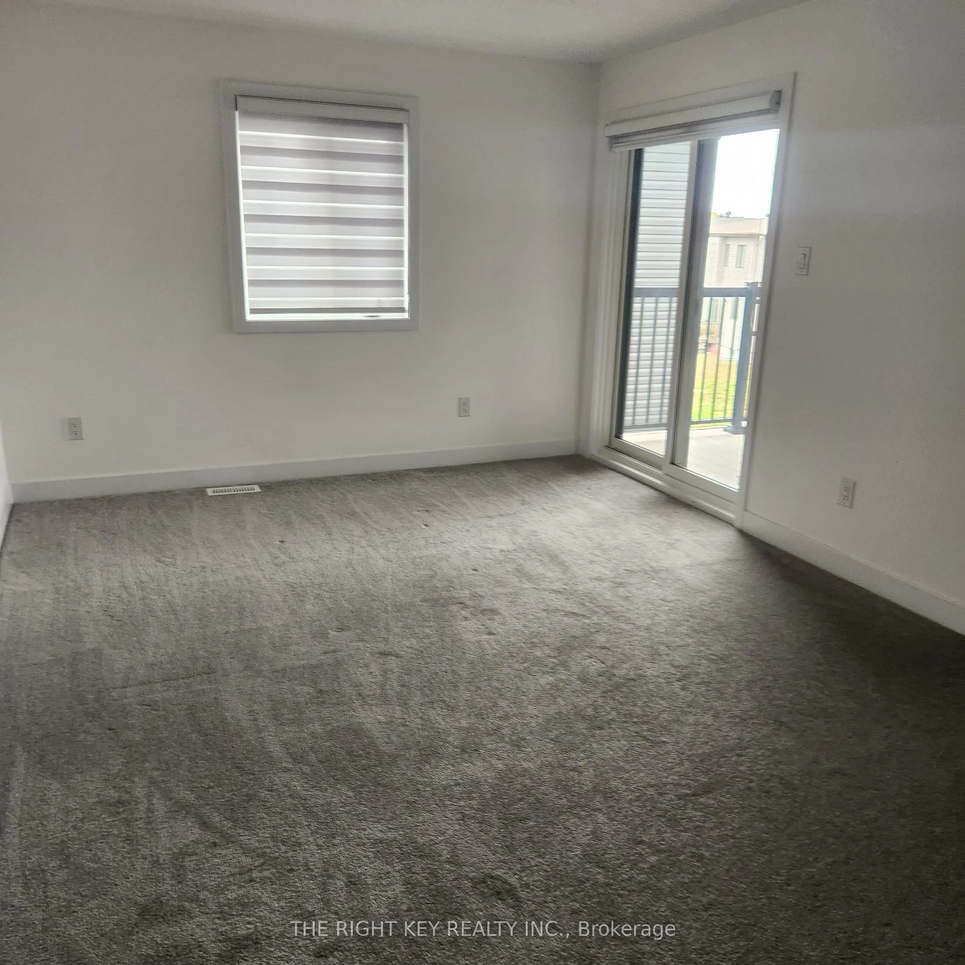 Photo 18 of 32 Dun Skipper Drive, Ottawa, Blossom Park/Kemp Park/Findlay Creek — HOMEH