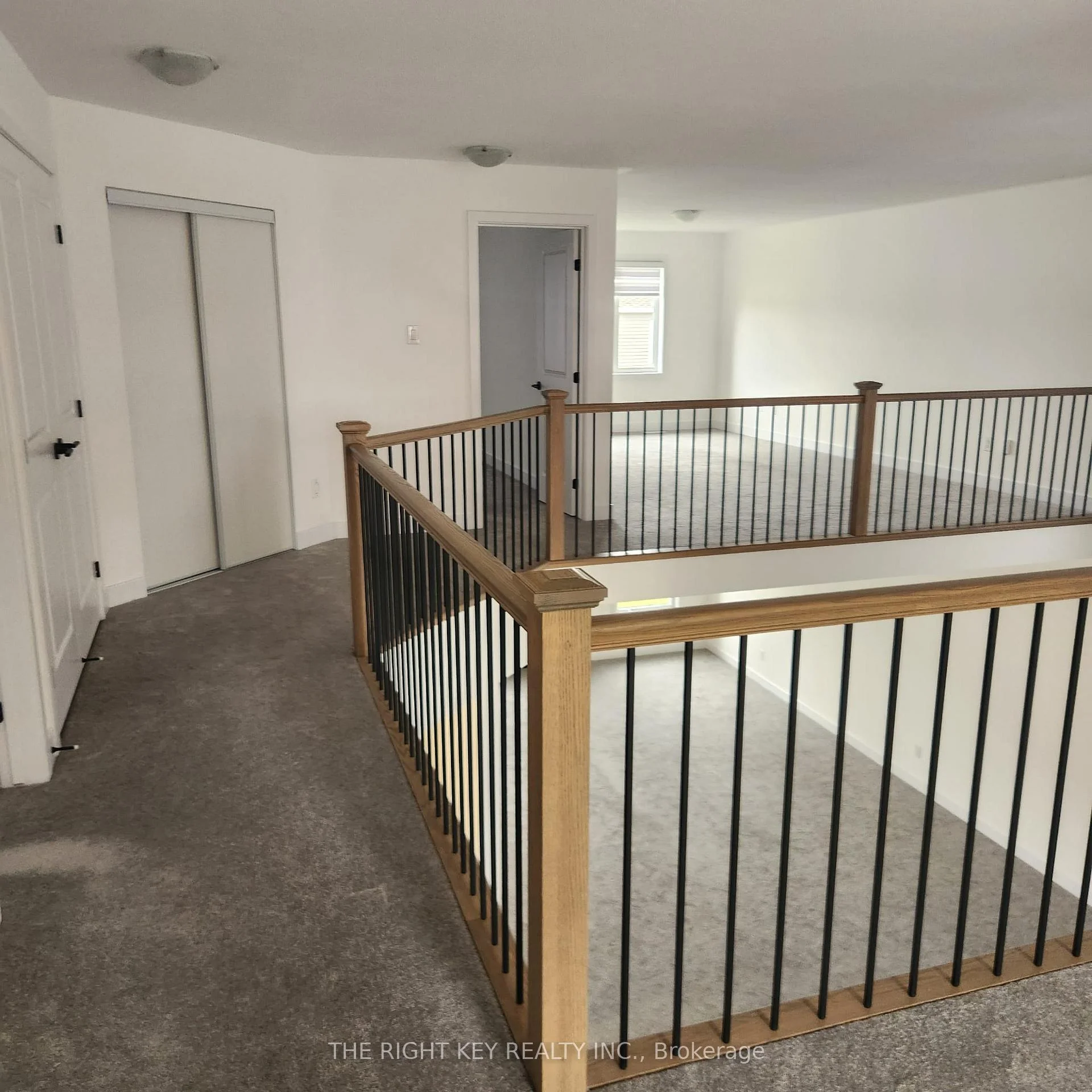 Photo 21 of 32 Dun Skipper Drive, Ottawa, Blossom Park/Kemp Park/Findlay Creek — HOMEH