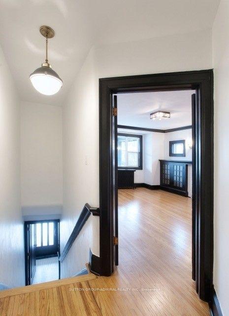 Photo 2 of Unit Upper, 51 Wineva Avenue, Toronto, The Beaches — HOMEH
