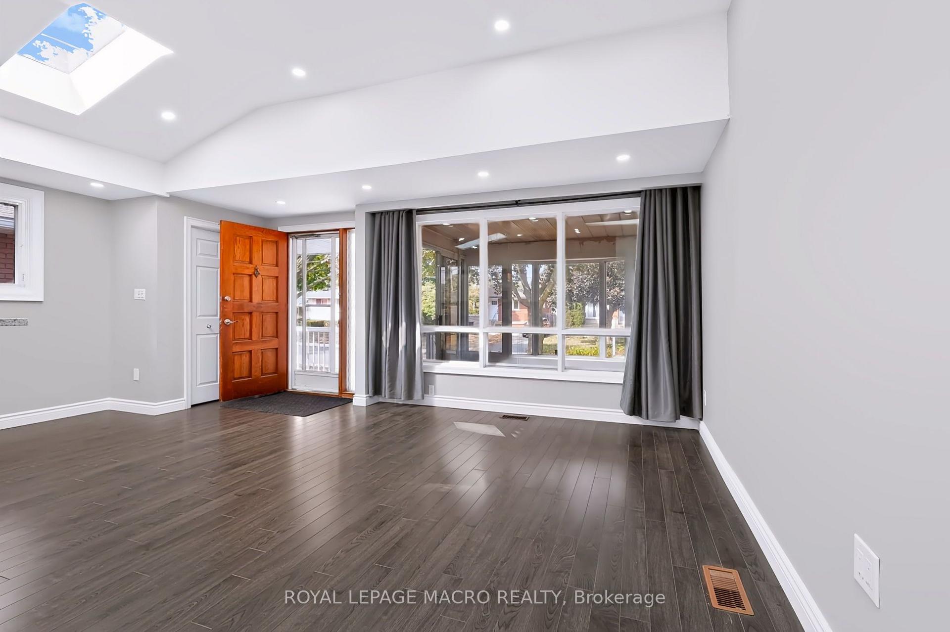 Photo 7 of 15 Clearwater Drive, Hamilton, Rolston — HOMEH