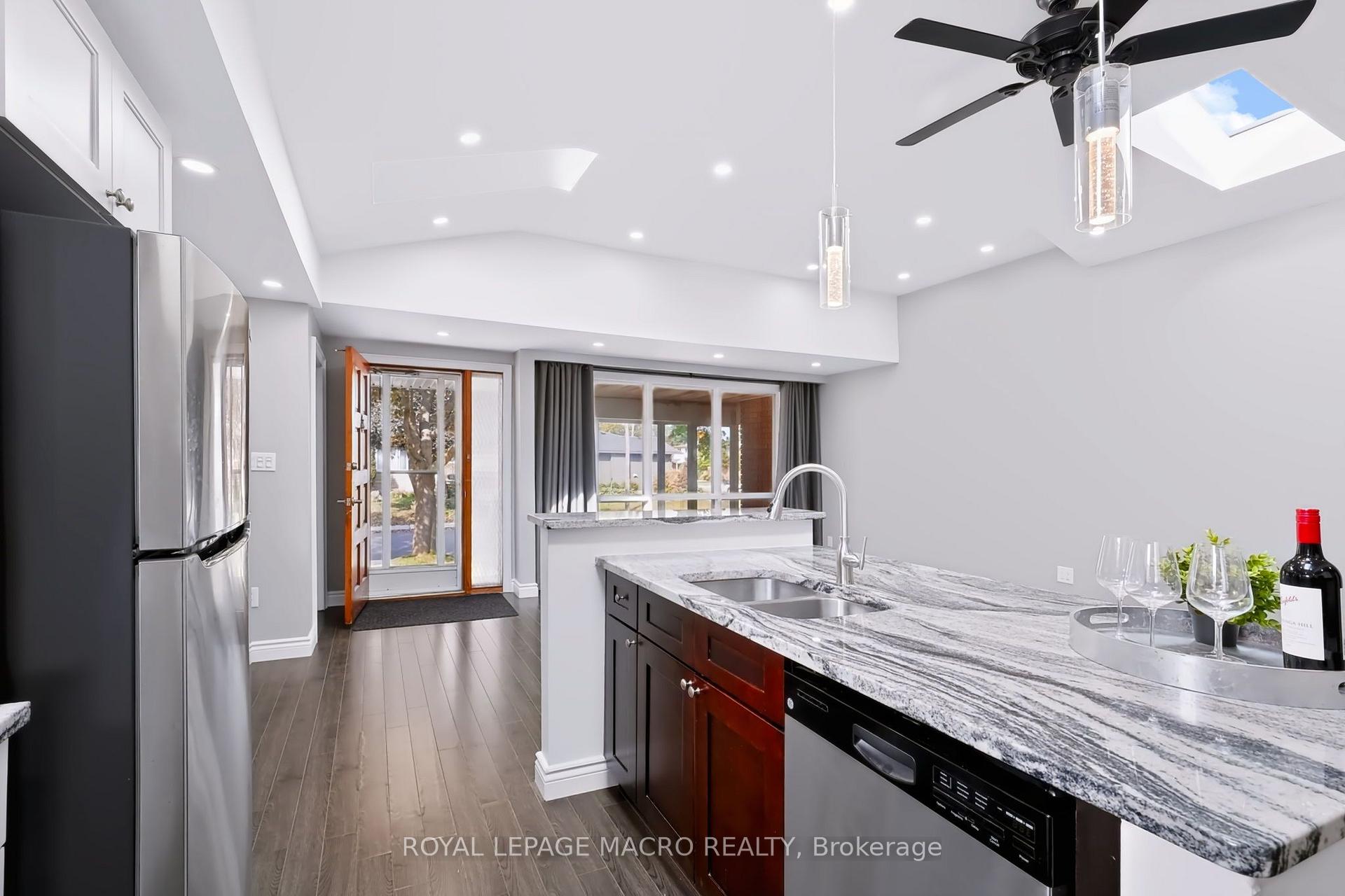 Photo 11 of 15 Clearwater Drive, Hamilton, Rolston — HOMEH
