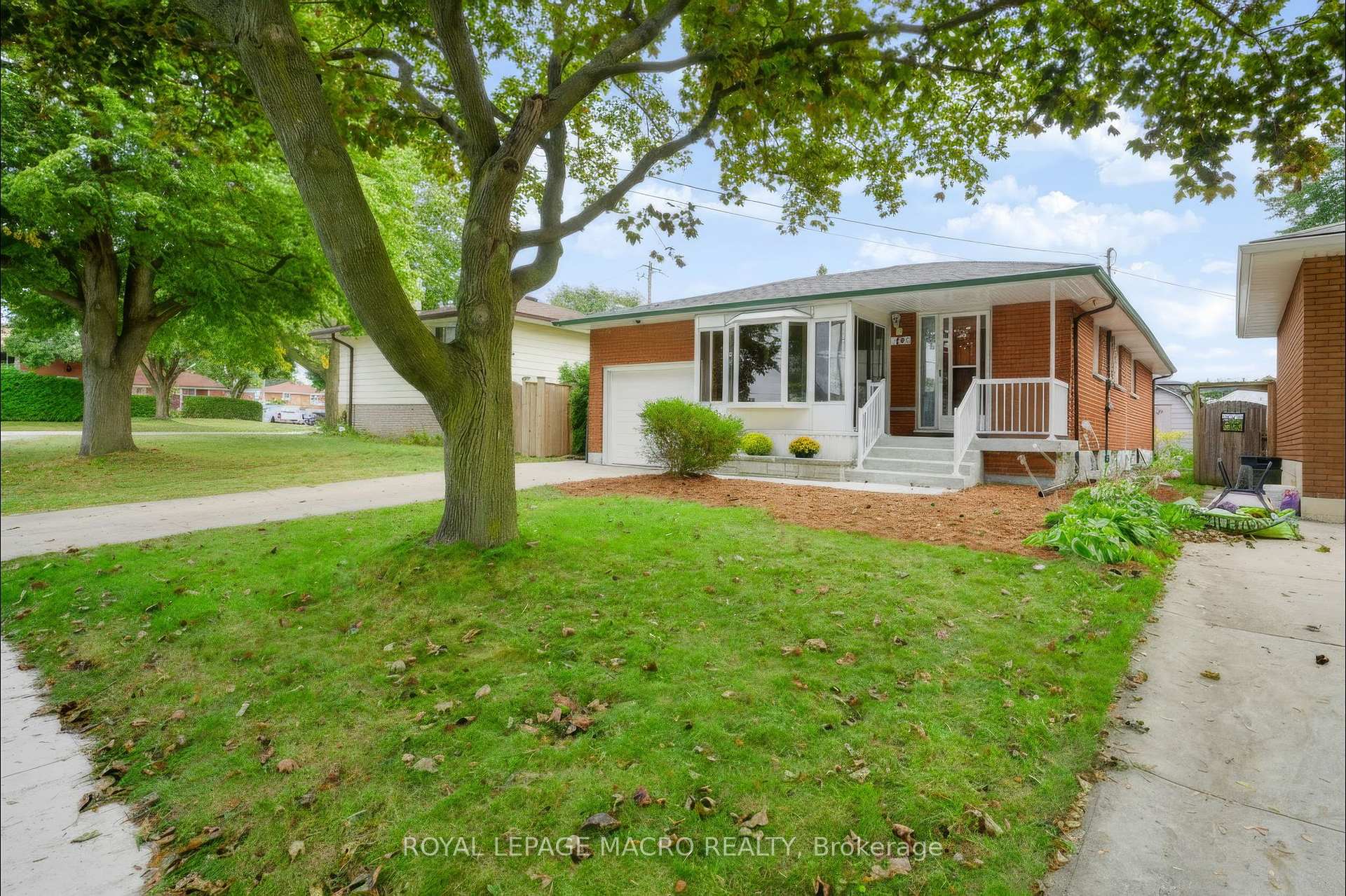 Photo 31 of 15 Clearwater Drive, Hamilton, Rolston — HOMEH