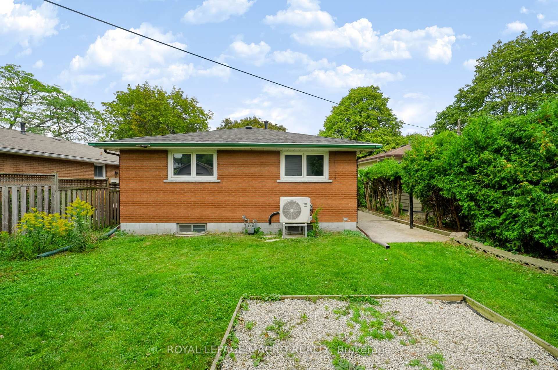 Photo 34 of 15 Clearwater Drive, Hamilton, Rolston — HOMEH