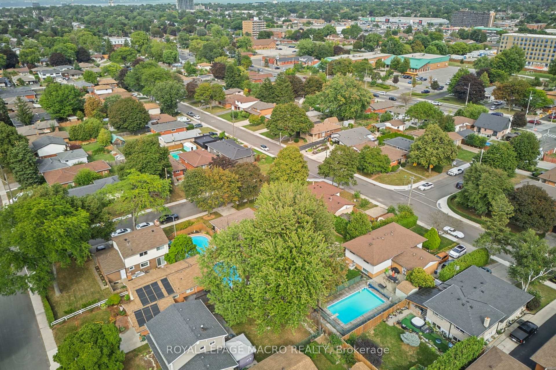 Photo 37 of 15 Clearwater Drive, Hamilton, Rolston — HOMEH