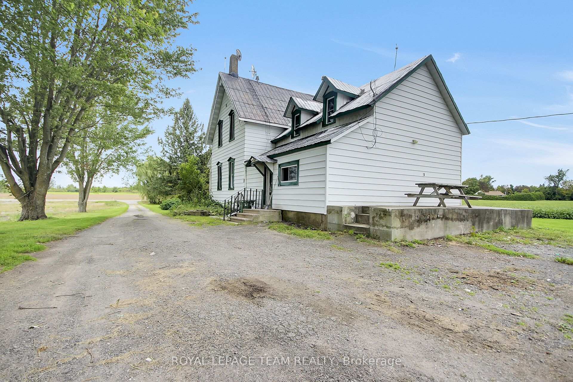 Photo 7 of 2451 9th Line, Ottawa, Metcalfe — HOMEH