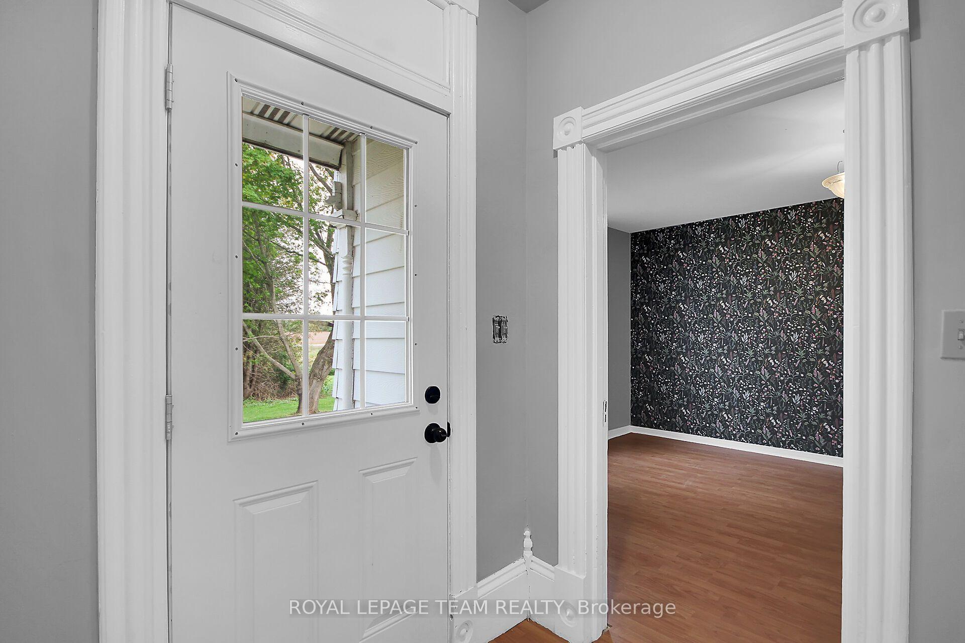 Photo 11 of 2451 9th Line, Ottawa, Metcalfe — HOMEH