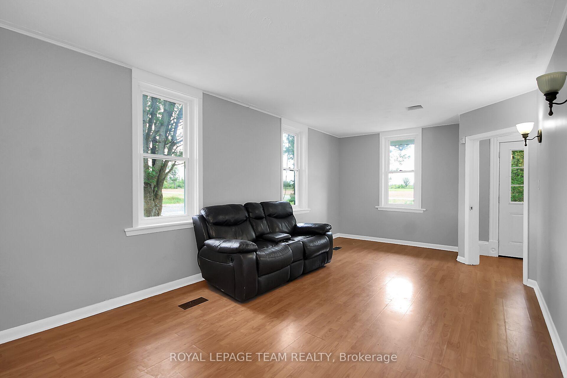 Photo 18 of 2451 9th Line, Ottawa, Metcalfe — HOMEH