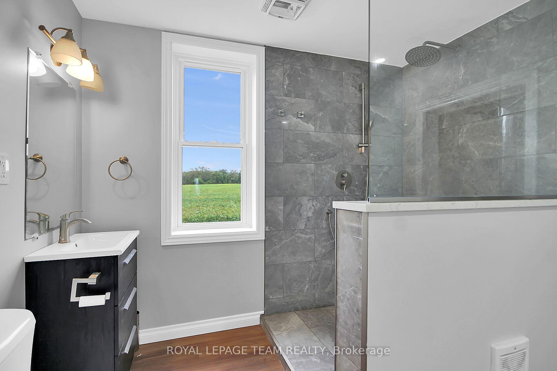Photo 24 of 2451 9th Line, Ottawa, Metcalfe — HOMEH