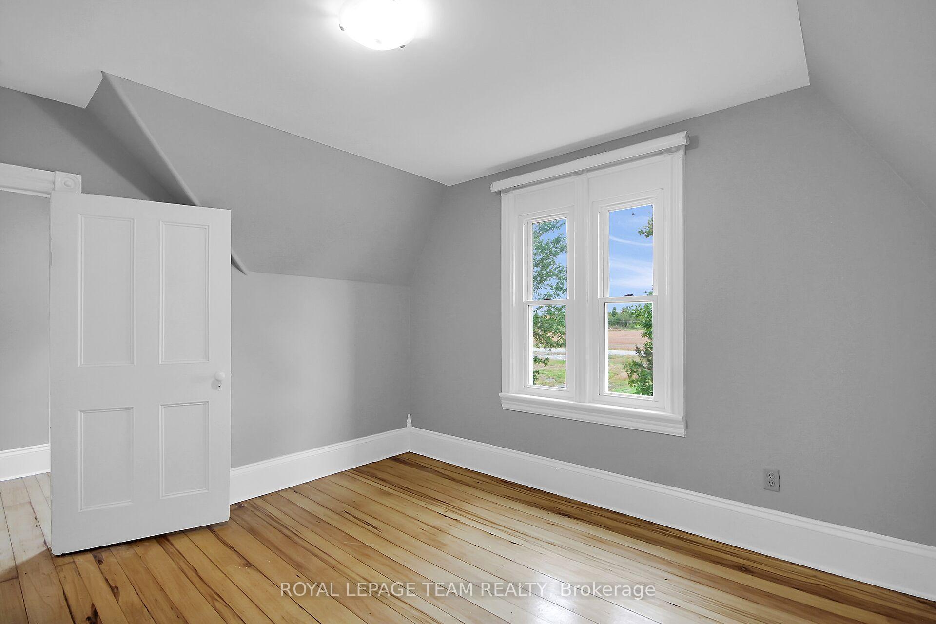 Photo 38 of 2451 9th Line, Ottawa, Metcalfe — HOMEH