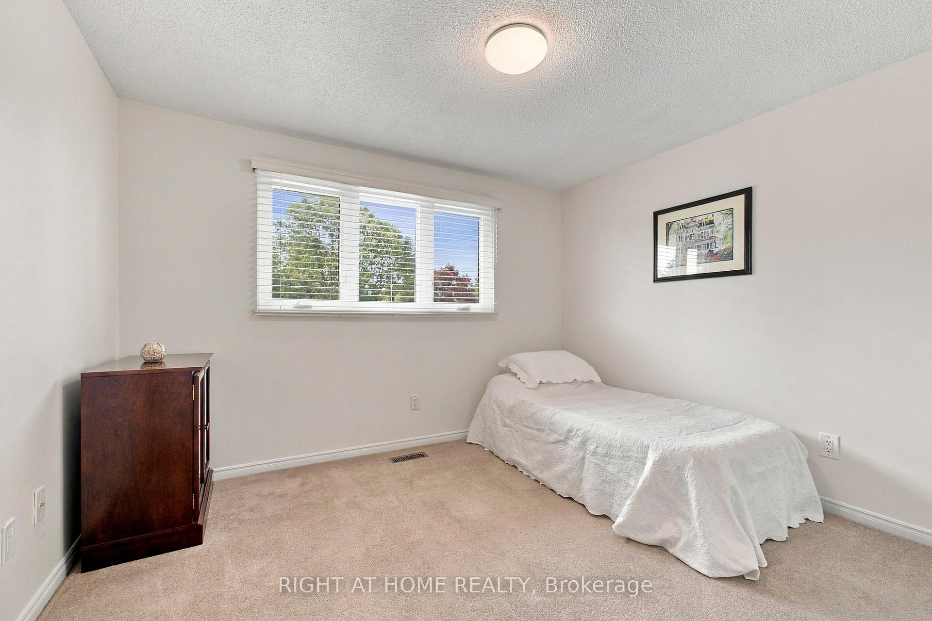 Photo 27 of 20 Mowat Court, Brampton, Heart Lake East — HOMEH