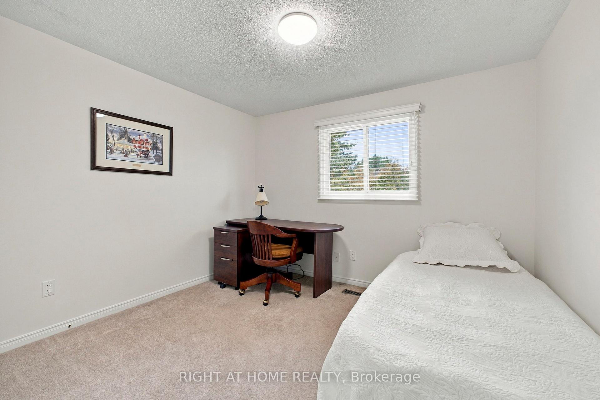 Photo 29 of 20 Mowat Court, Brampton, Heart Lake East — HOMEH