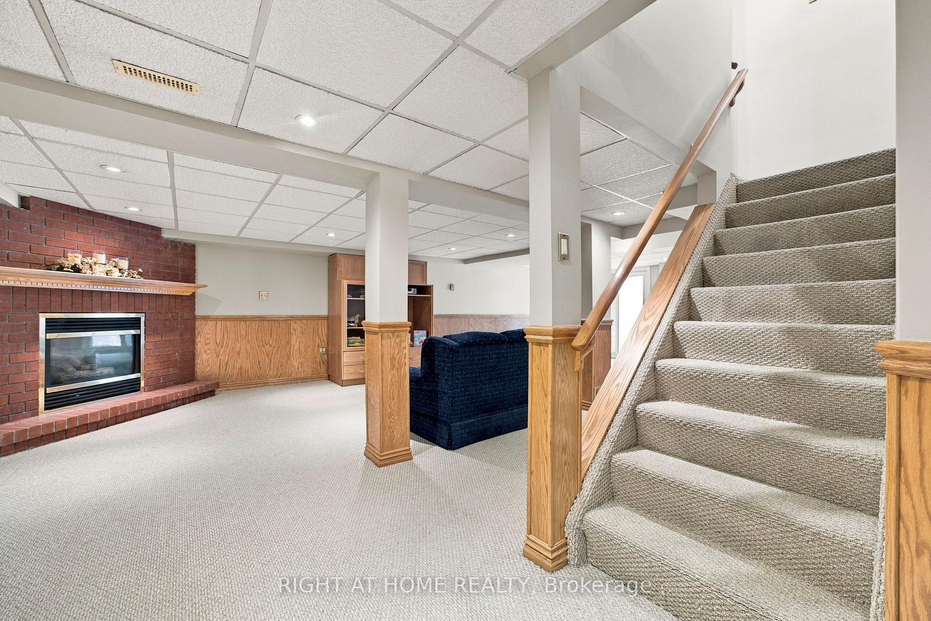 Photo 37 of 20 Mowat Court, Brampton, Heart Lake East — HOMEH