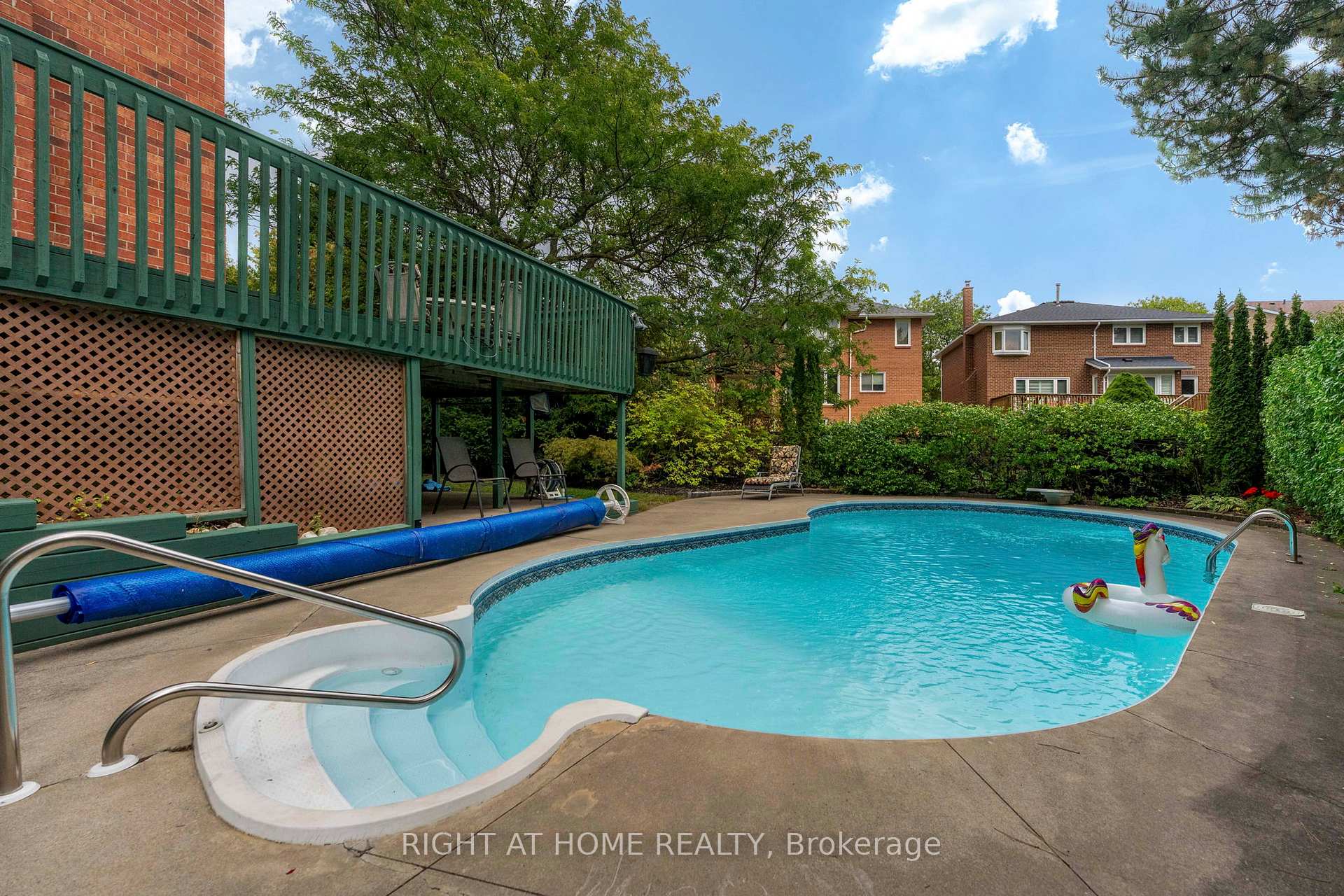 Photo 46 of 20 Mowat Court, Brampton, Heart Lake East — HOMEH