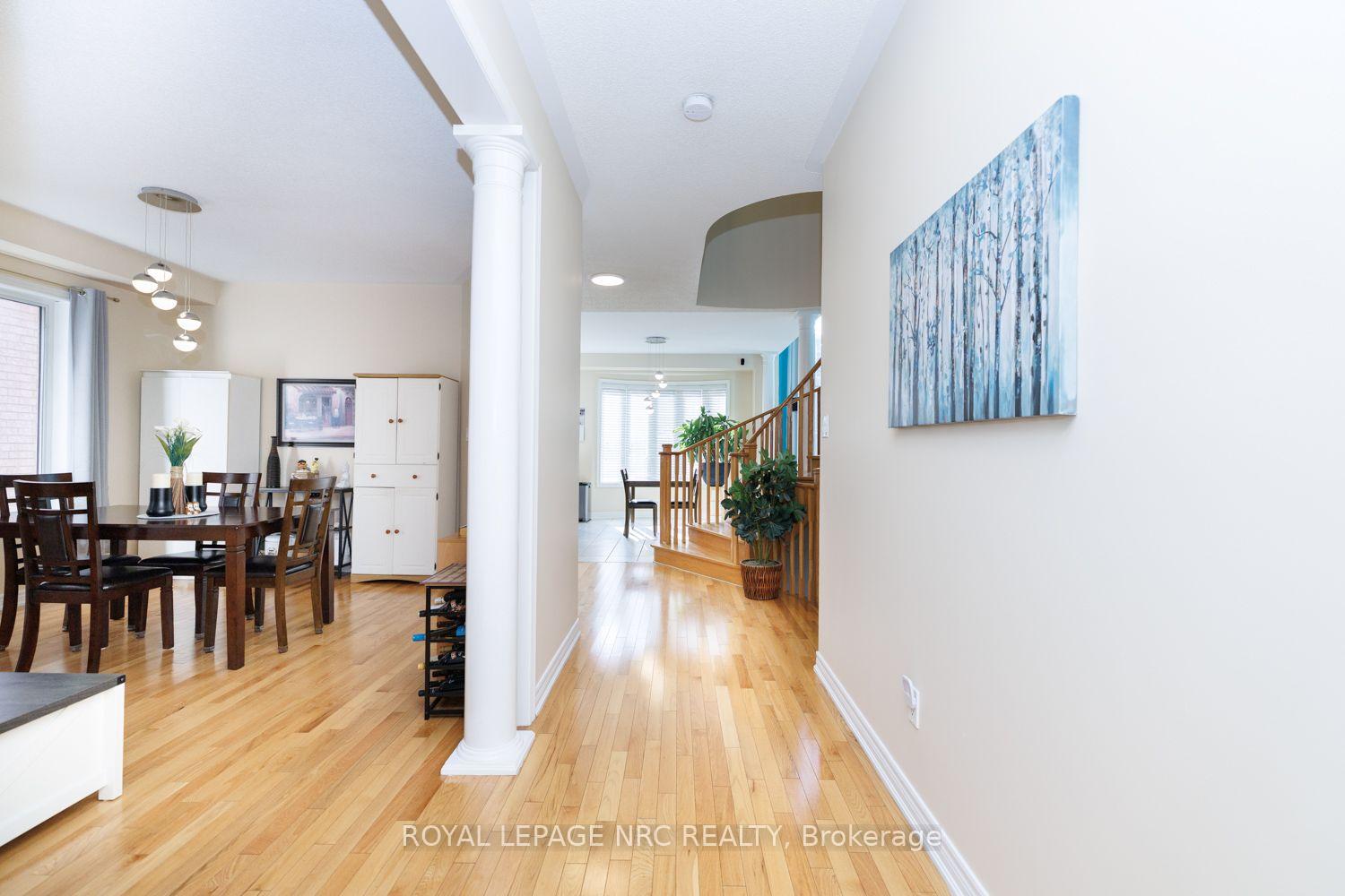 Photo 20 of 25 Maverick Crescent, Brampton, Sandringham-Wellington — HOMEH