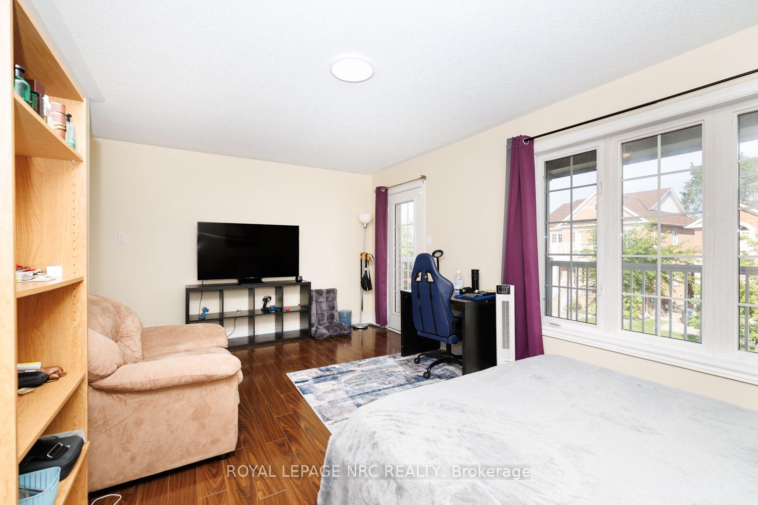 Photo 43 of 25 Maverick Crescent, Brampton, Sandringham-Wellington — HOMEH