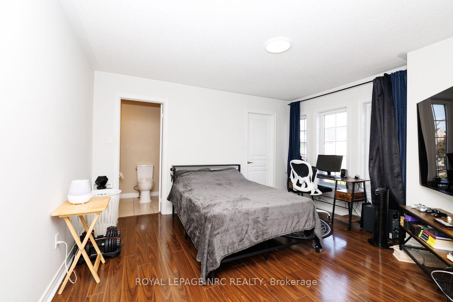 Photo 46 of 25 Maverick Crescent, Brampton, Sandringham-Wellington — HOMEH