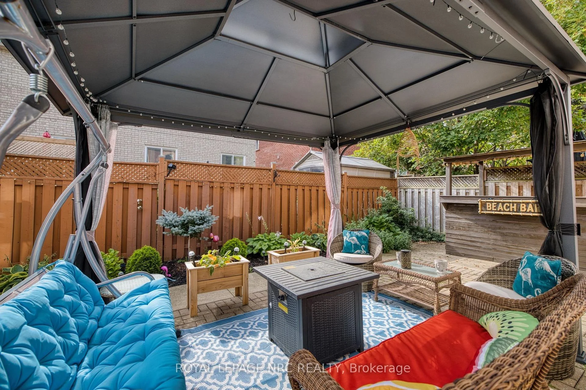 Photo 15 of 25 Maverick Crescent, Brampton, Sandringham-Wellington — HOMEH