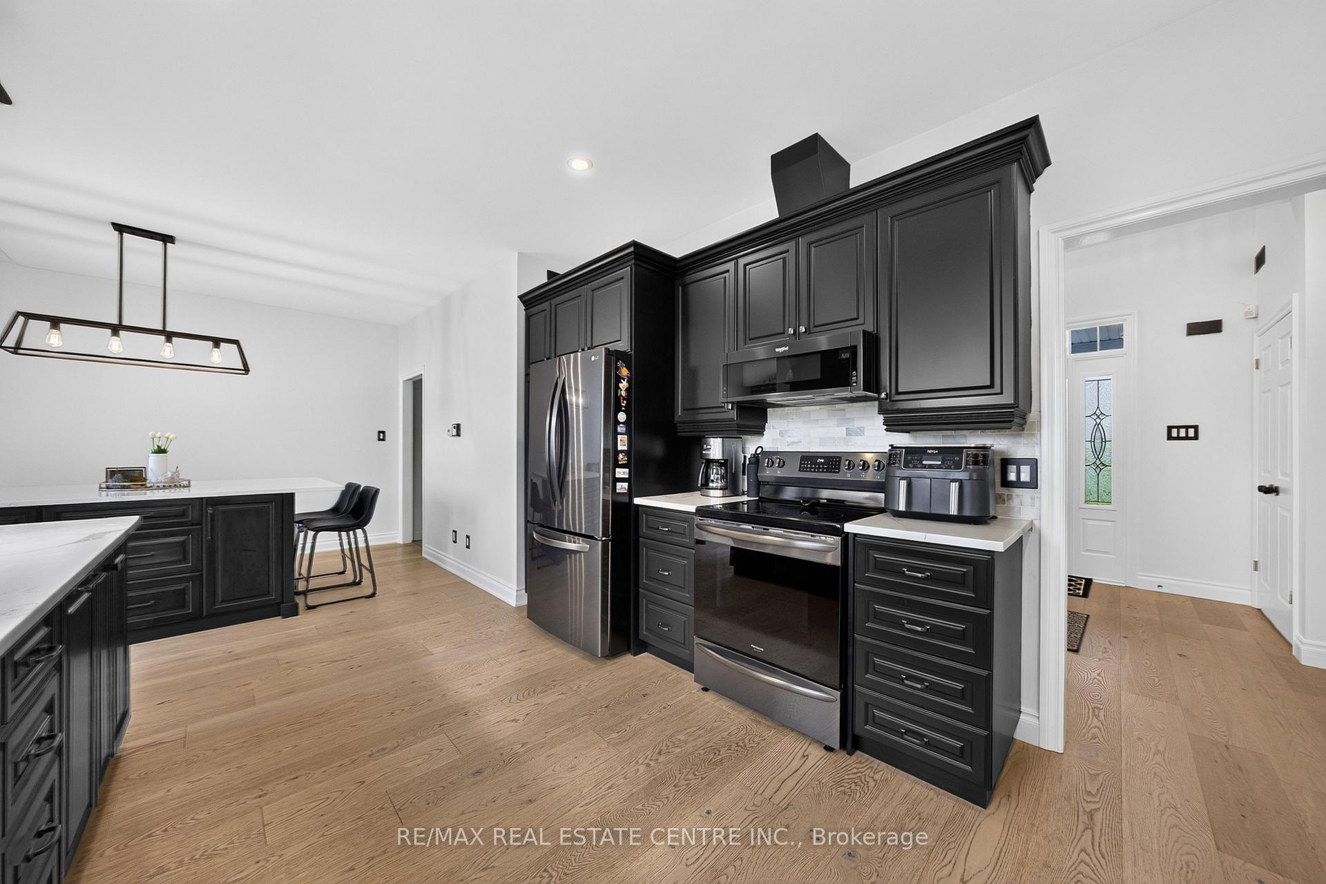 Photo 17 of 1295 Sheffield Road, North Dumfries — HOMEH