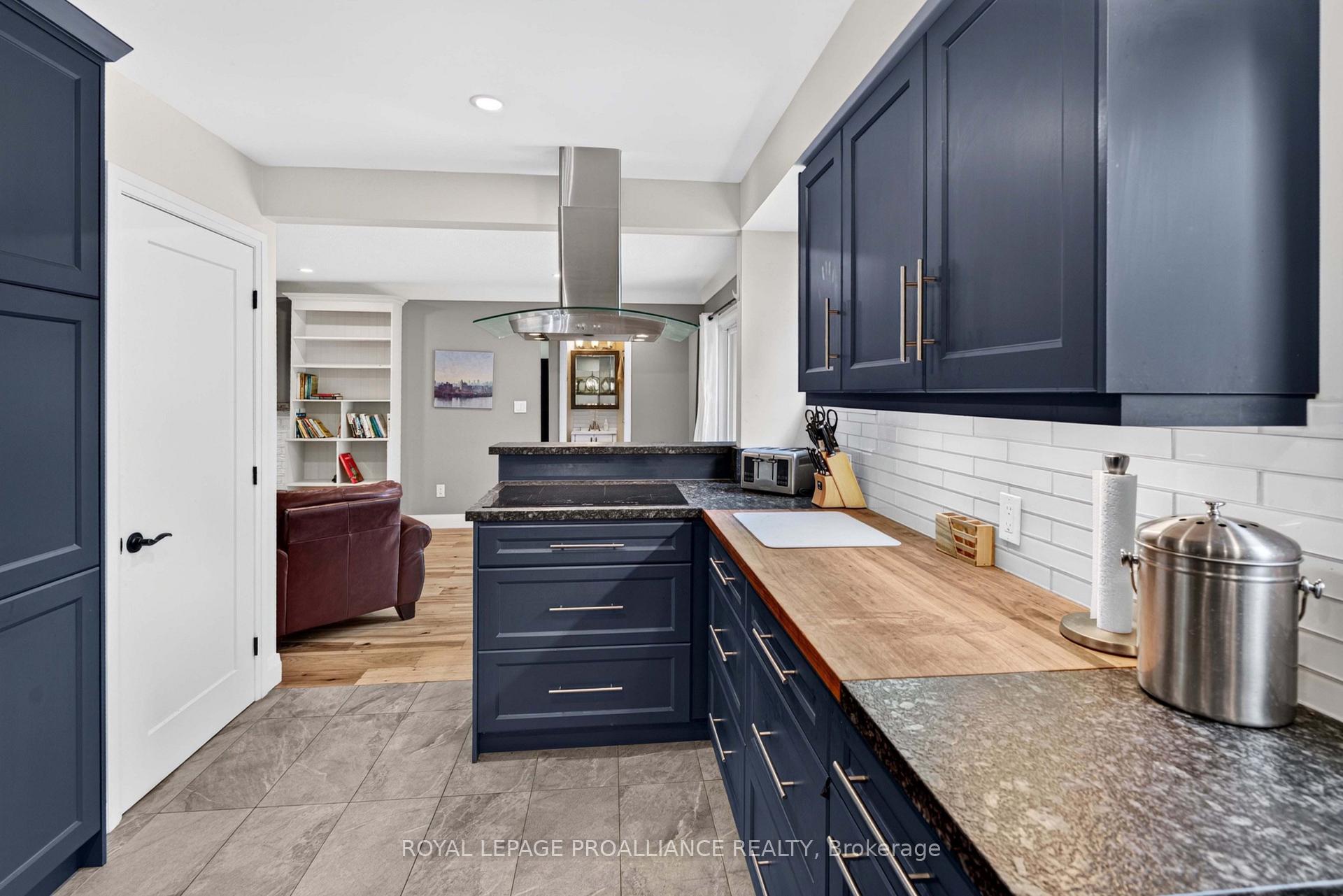 Photo 17 of 241 Olympus Avenue, Kingston, City SouthWest — HOMEH