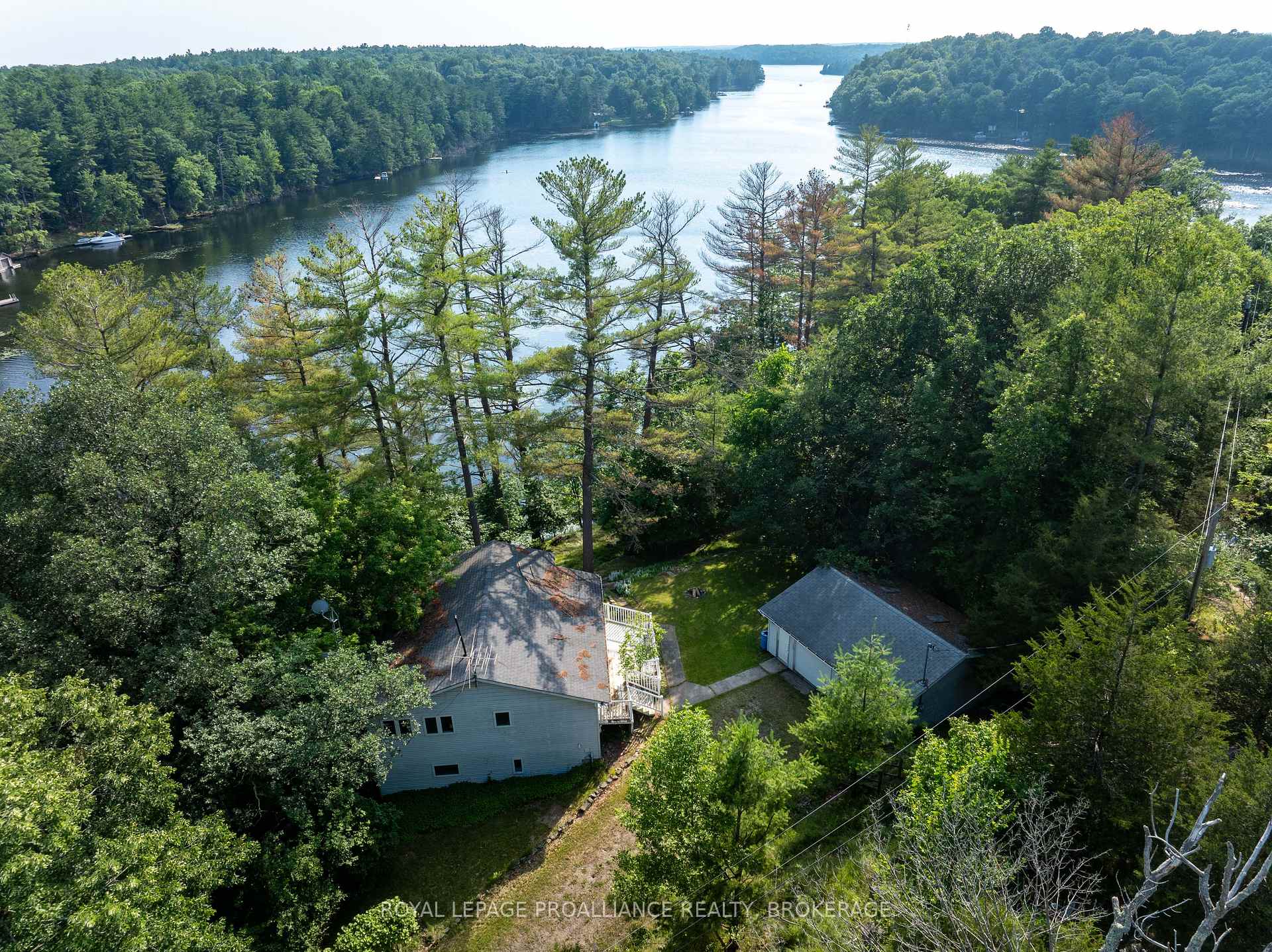 Photo 37 of 39 Rugged Lane, Rideau Lakes, Rideau Lakes (South Crosby) Twp — HOMEH