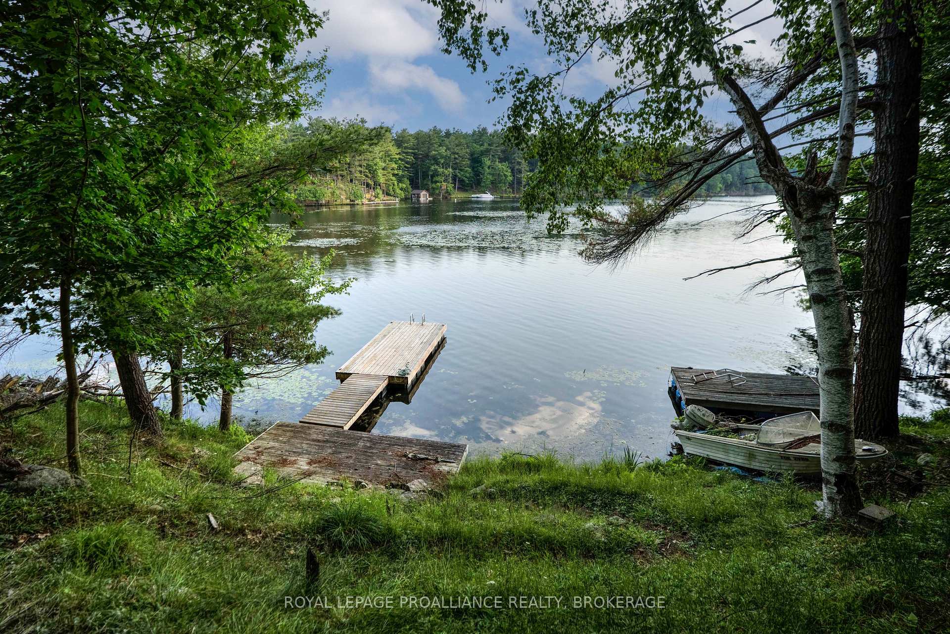 Photo 41 of 39 Rugged Lane, Rideau Lakes, Rideau Lakes (South Crosby) Twp — HOMEH