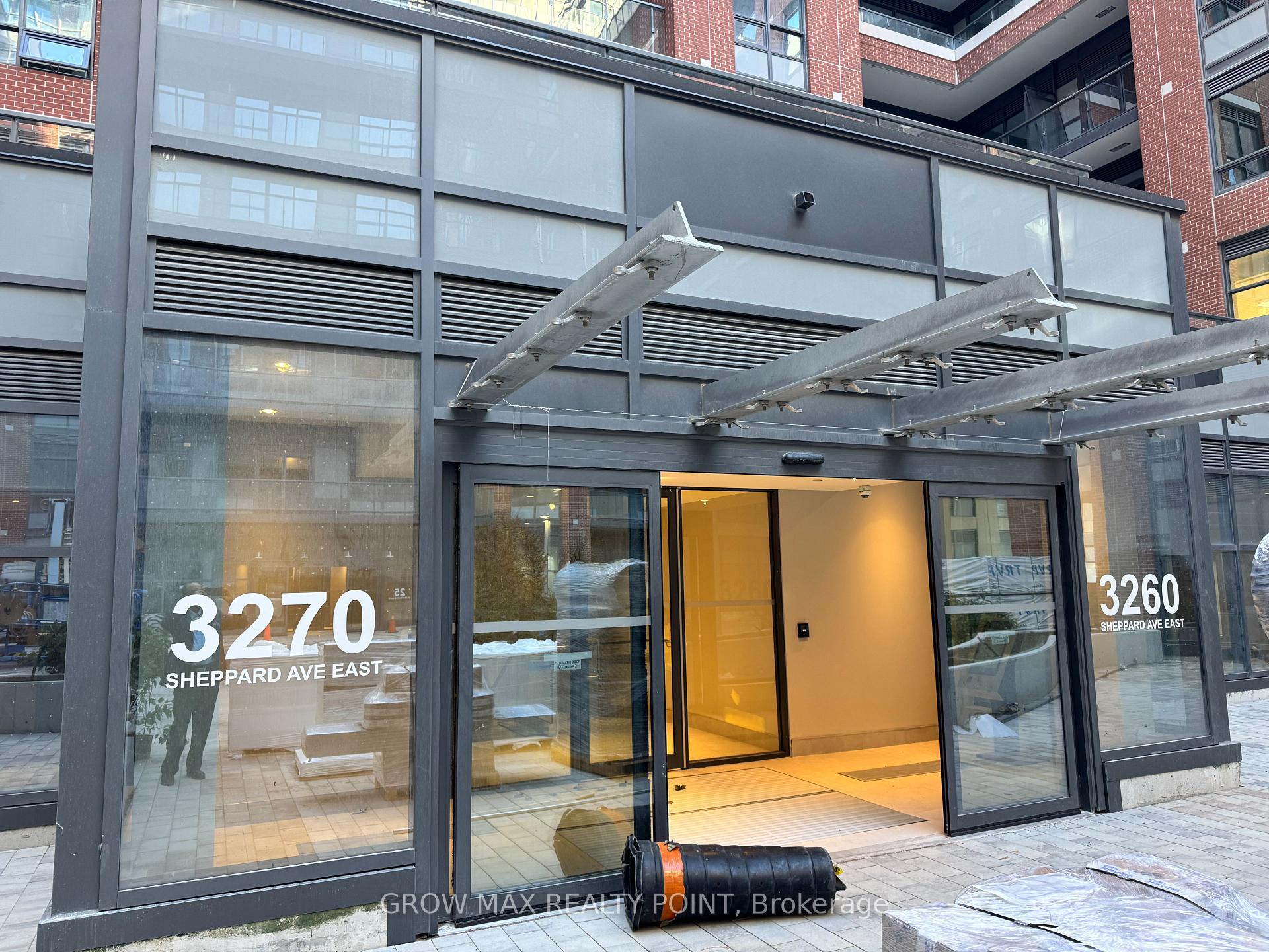 Photo 3 of Unit 1421, 3270 Sheppard Avenue E, Scarborough, Tam O'Shanter-Sullivan — HOMEH