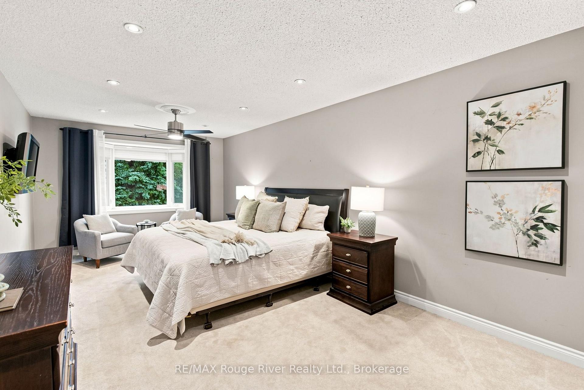 Photo 20 of 7 Lyndhurst Crescent, Whitby, Williamsburg — HOMEH