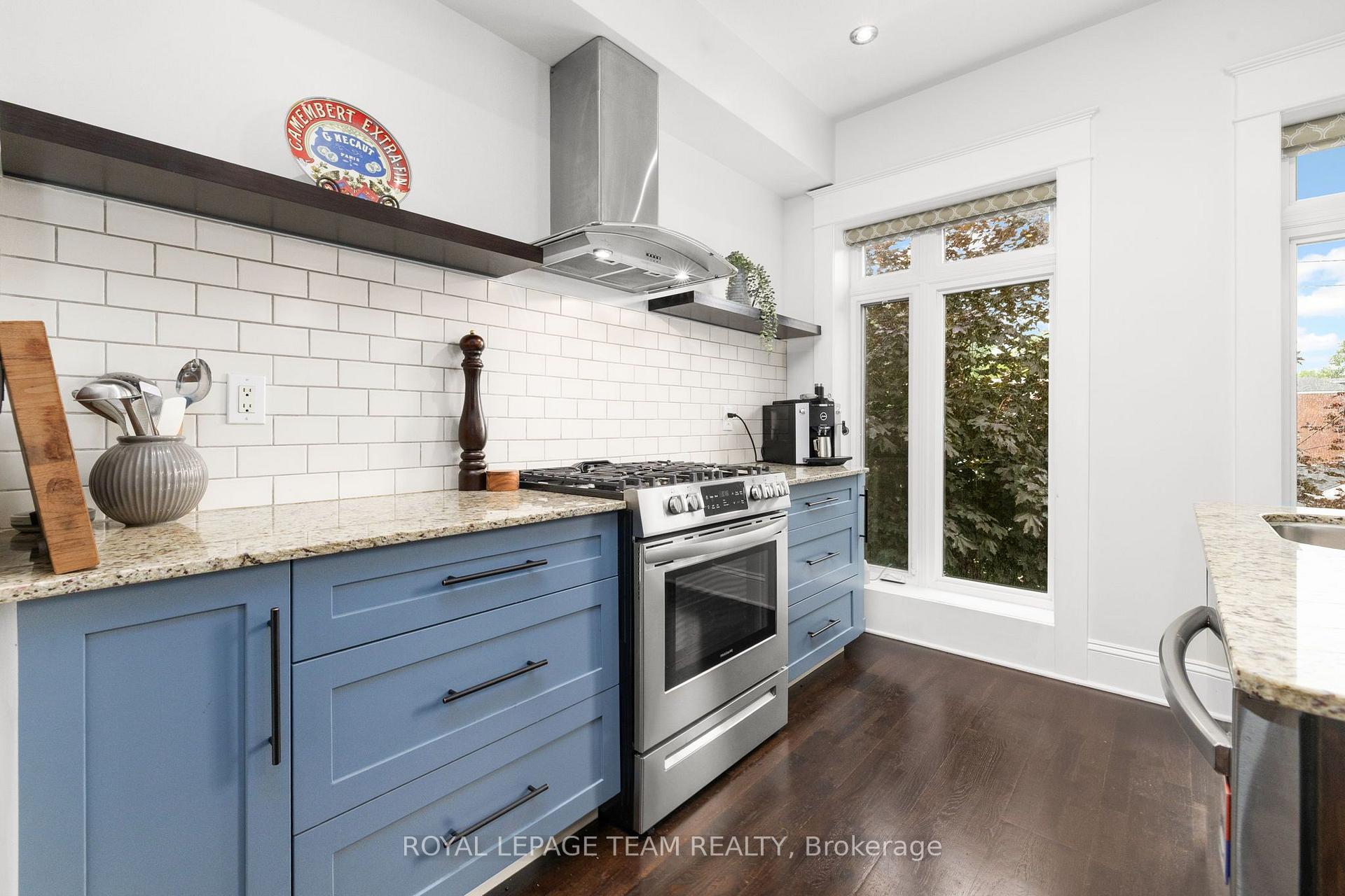 Photo 11 of Unit C, 31 Springfield Road, Ottawa, Lindenlea — HOMEH