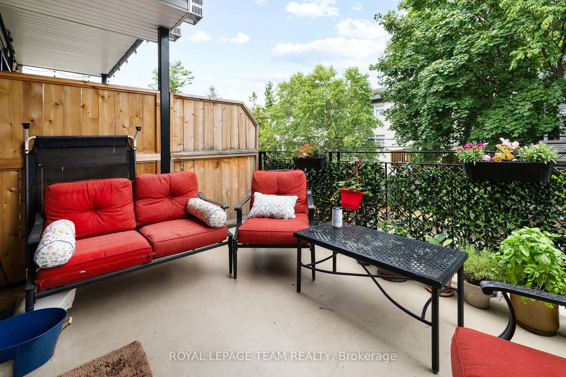 Photo 18 of Unit C, 31 Springfield Road, Ottawa, Lindenlea — HOMEH