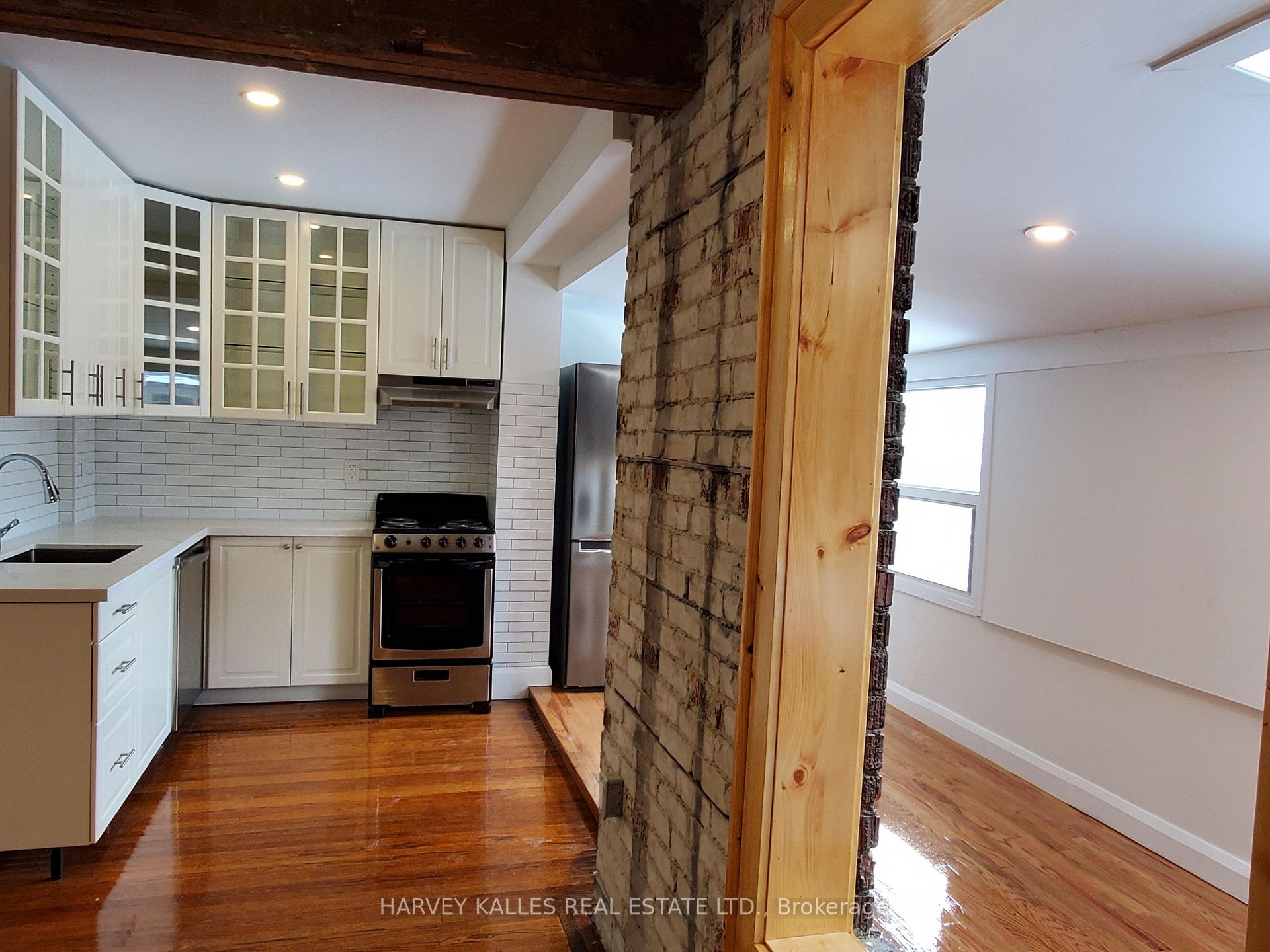 Photo 3 of Unit Upper, 28 Winona Drive, Toronto, Wychwood — HOMEH