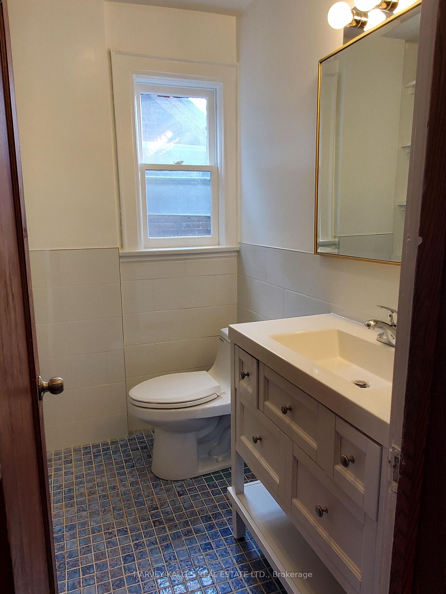 Photo 13 of Unit Upper, 28 Winona Drive, Toronto, Wychwood — HOMEH
