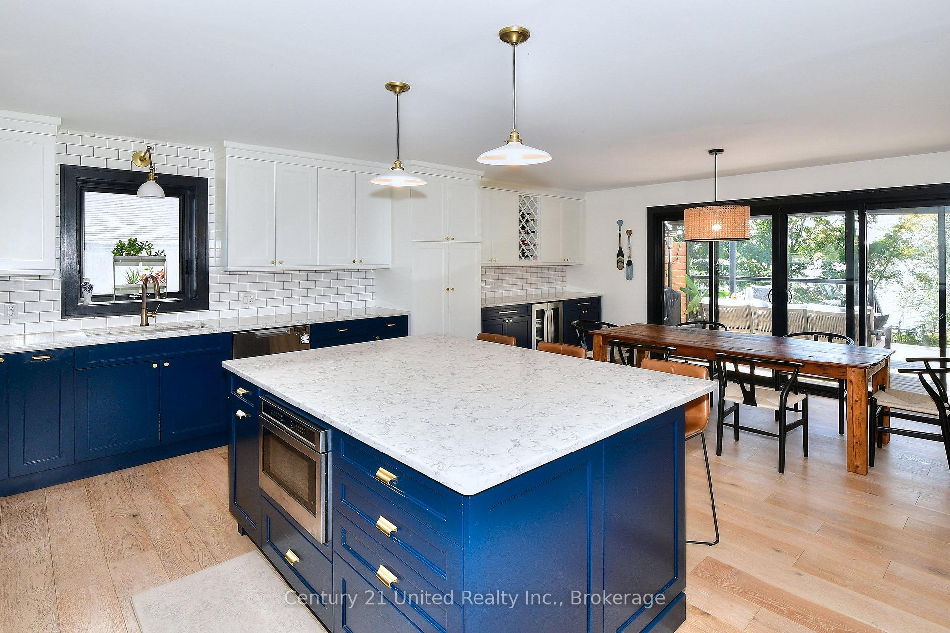 Photo 18 of 1915 Pinehurst Avenue, Selwyn — HOMEH