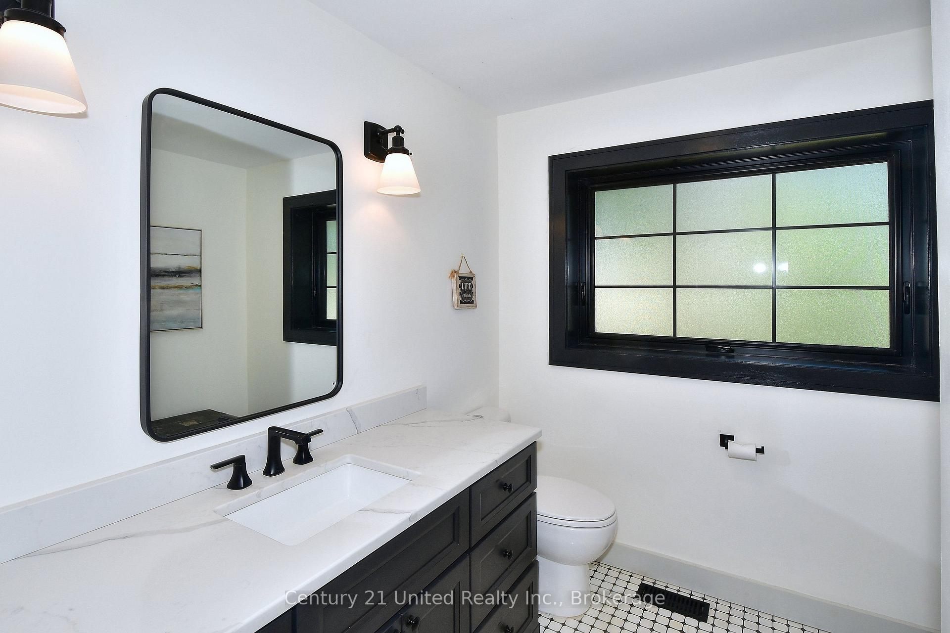 Photo 22 of 1915 Pinehurst Avenue, Selwyn — HOMEH